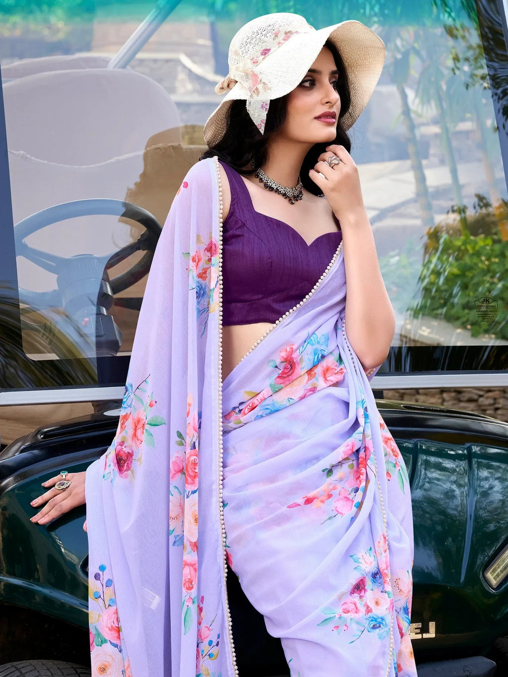Lavender Awesome Floral Printed Crepe Casual Wear Saree