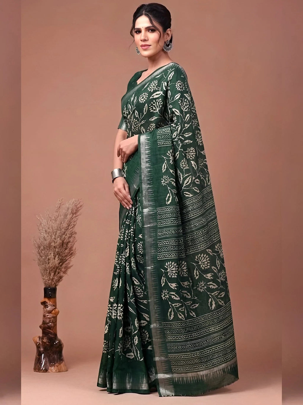 Green Majestic Floral Printed Silk Casual Wear Saree With Blouse