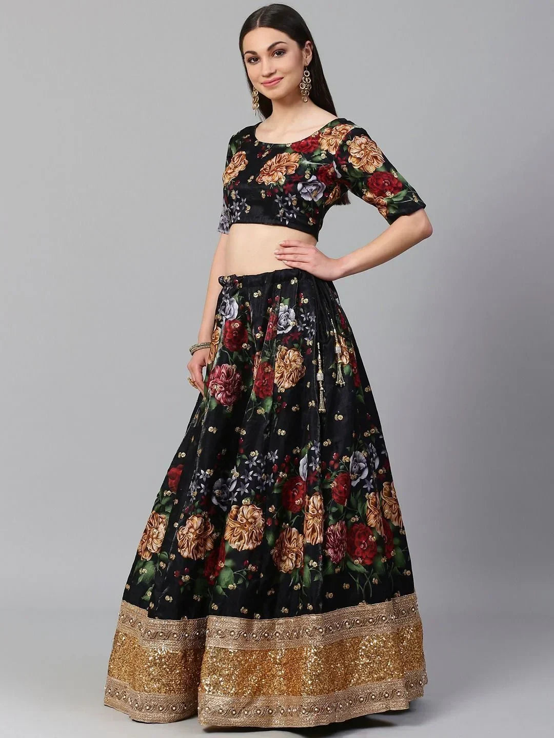 Black & Printed Semi-Stitched Myntra Lehenga & Unstitched Blouse with Dupatta