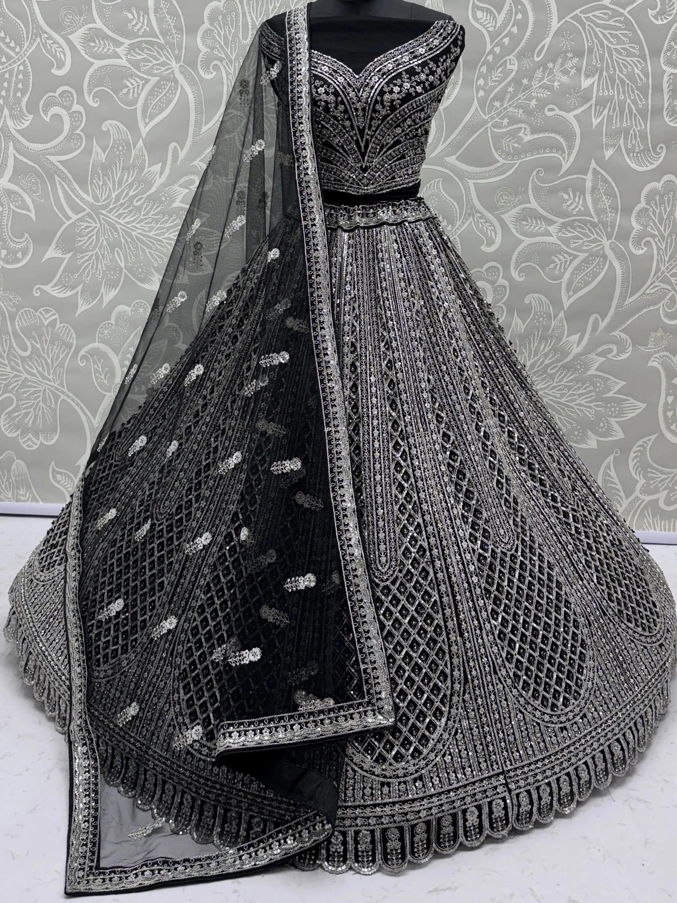 Black Glamorous Sequins Embroidered Net Wedding Wear Lehenga Choli