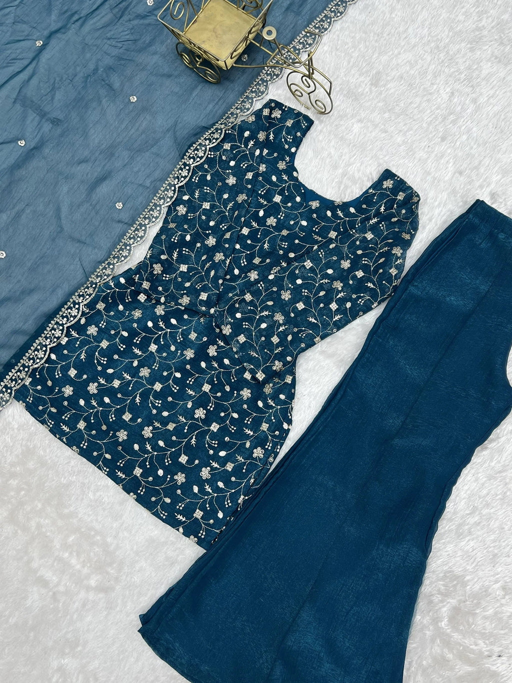 Teal Beautiful Sequins Silk Function Wear Pant Suit