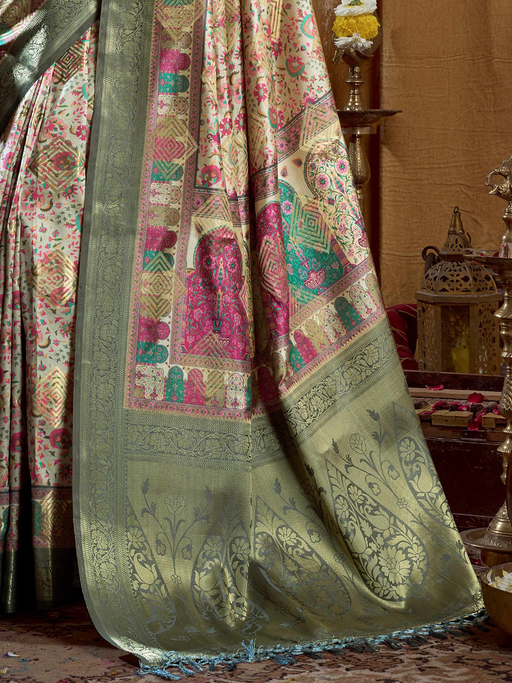 Outstanding Green Digital Printed Silk Festival Wear Saree With Blouse