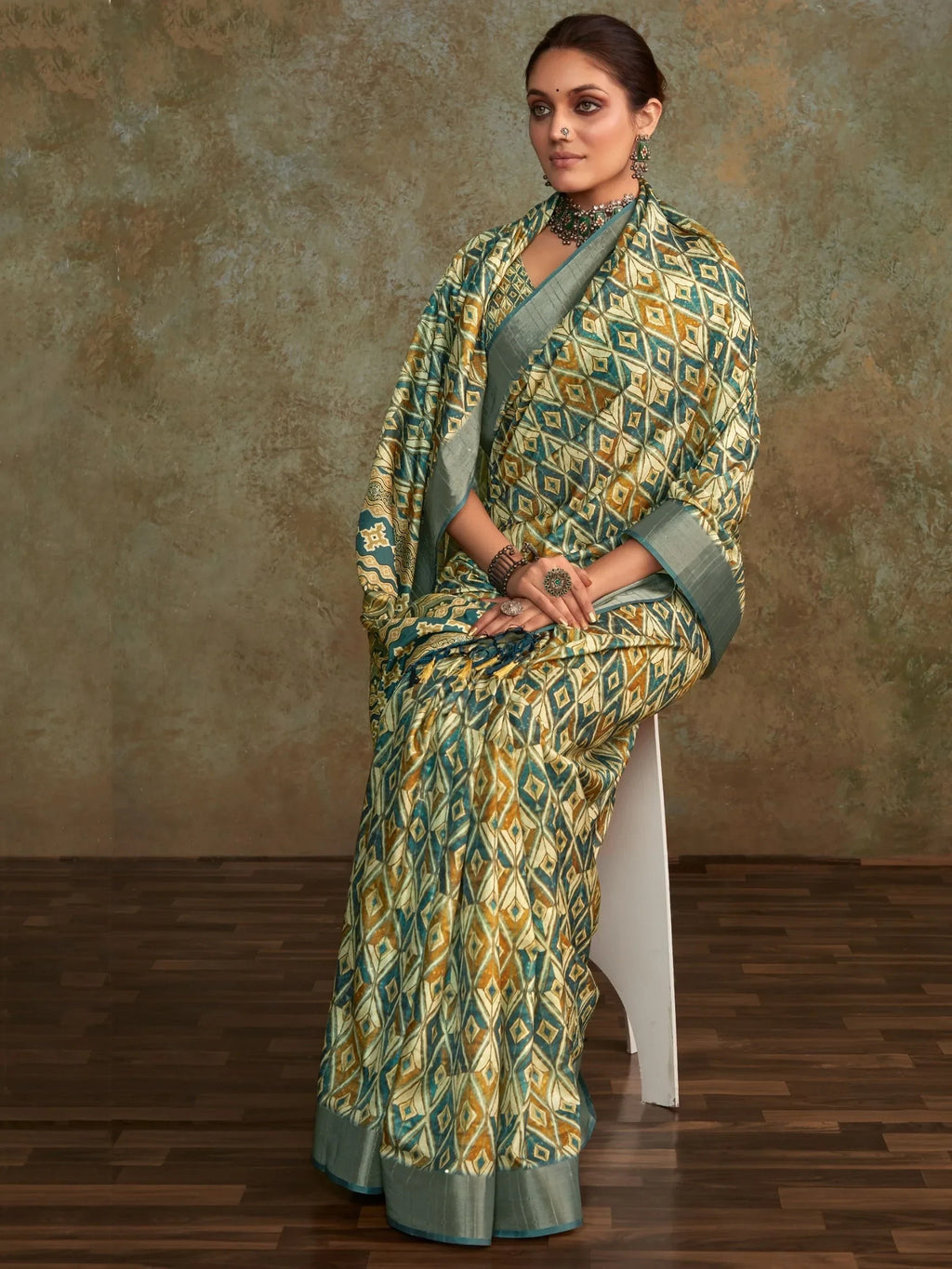 Awesome Cream Digital Printed Silk Traditional Saree With Blouse