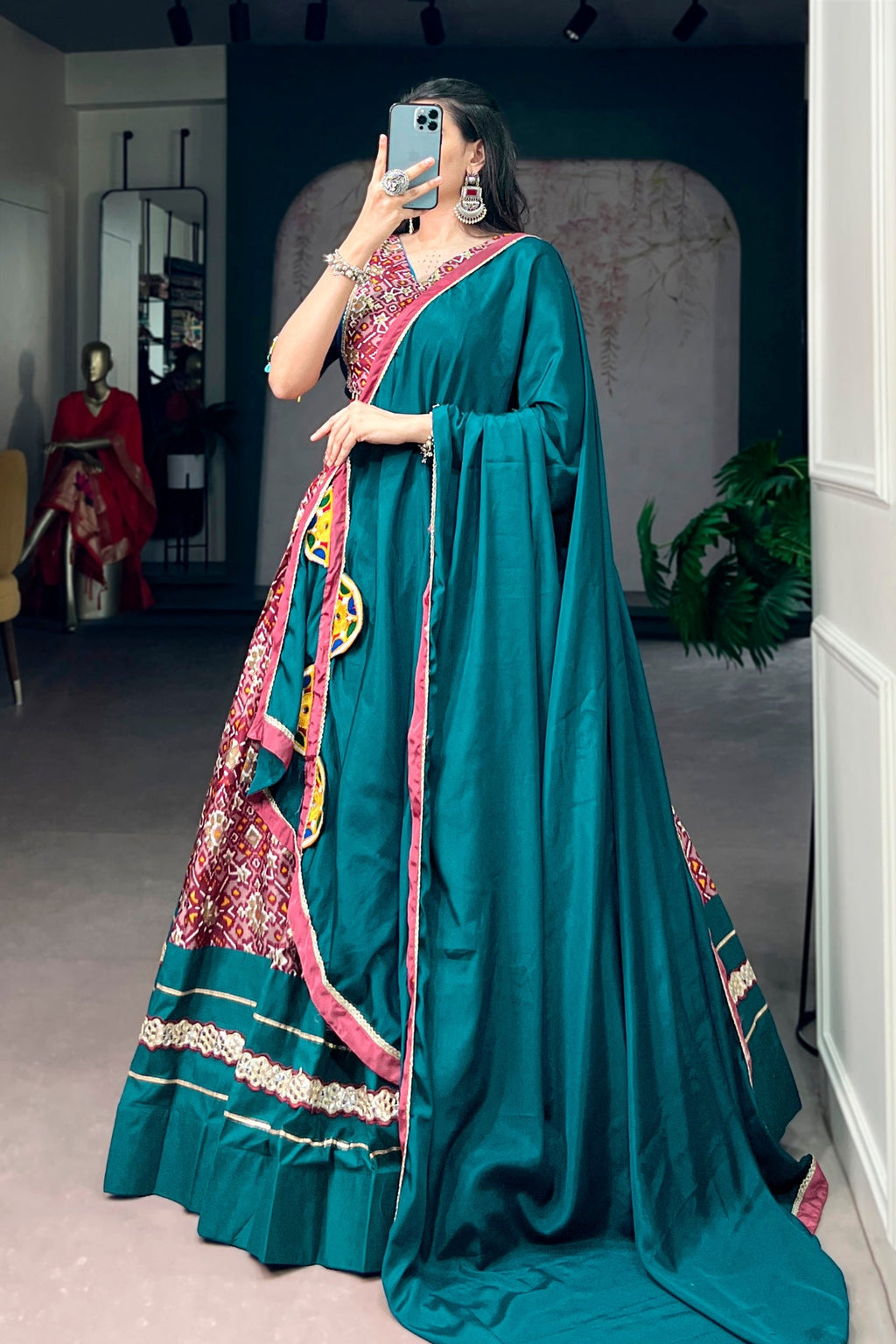 Designer Special Raasrang Navratri Lehenga Choli