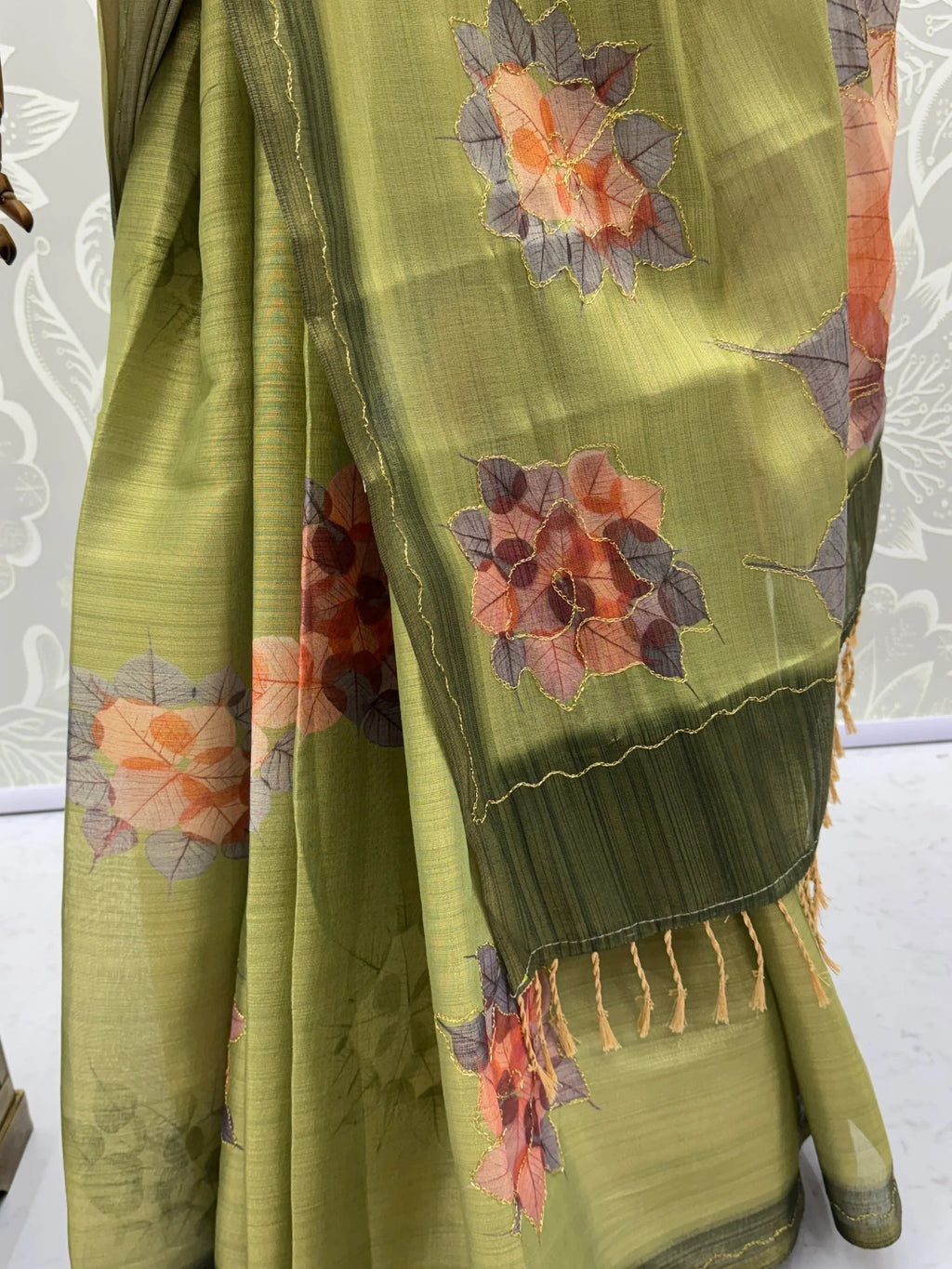 Green Majestic Floral Printed Silk Mehendi Wear Saree With Blouse
