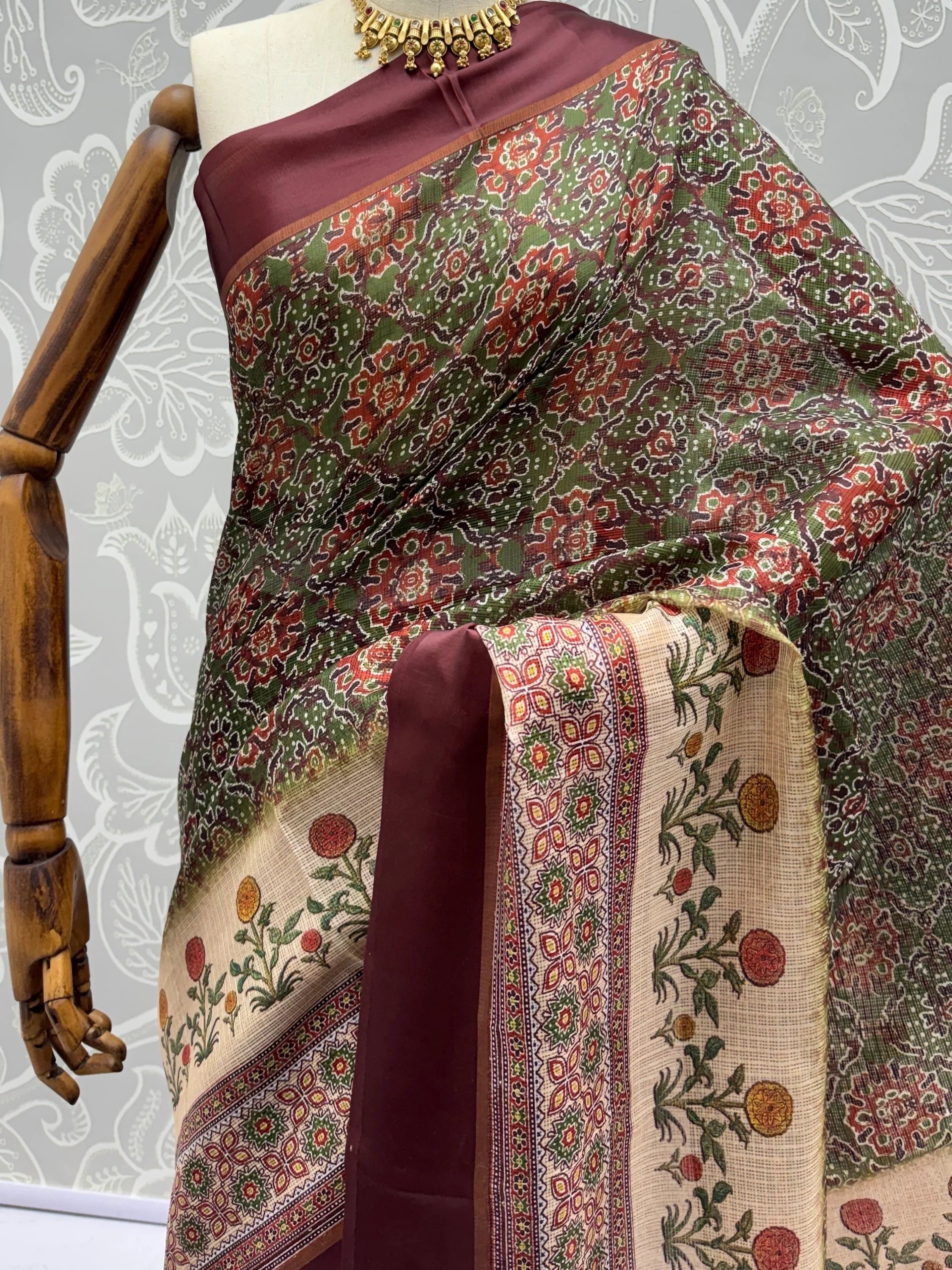 Green Bewitching Digital Printed Silk Traditional Saree With Blouse