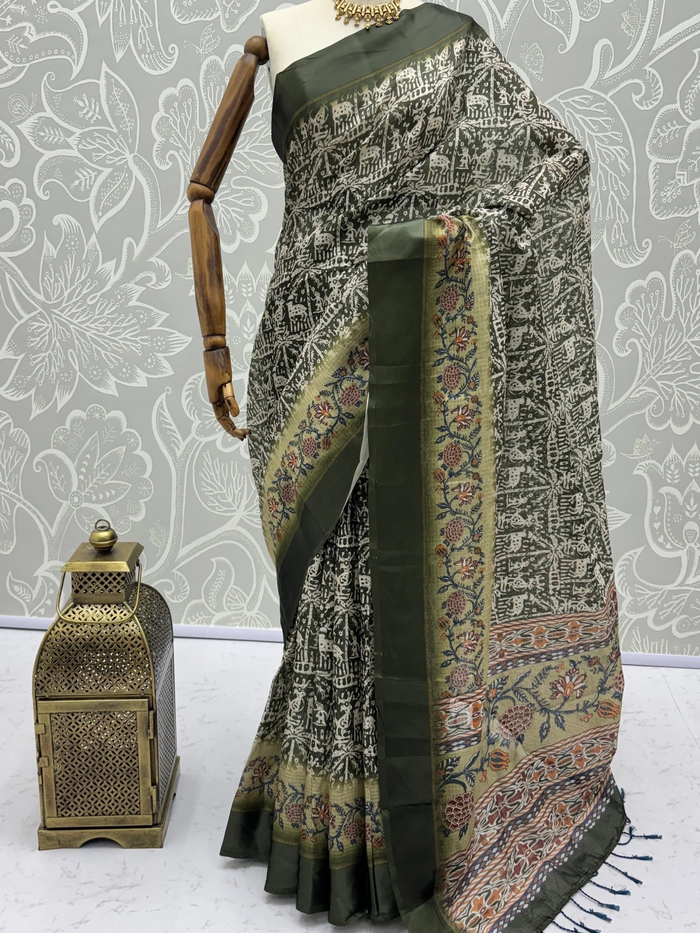 Green Splendid Printed Silk Daily Wear Saree With Blouse