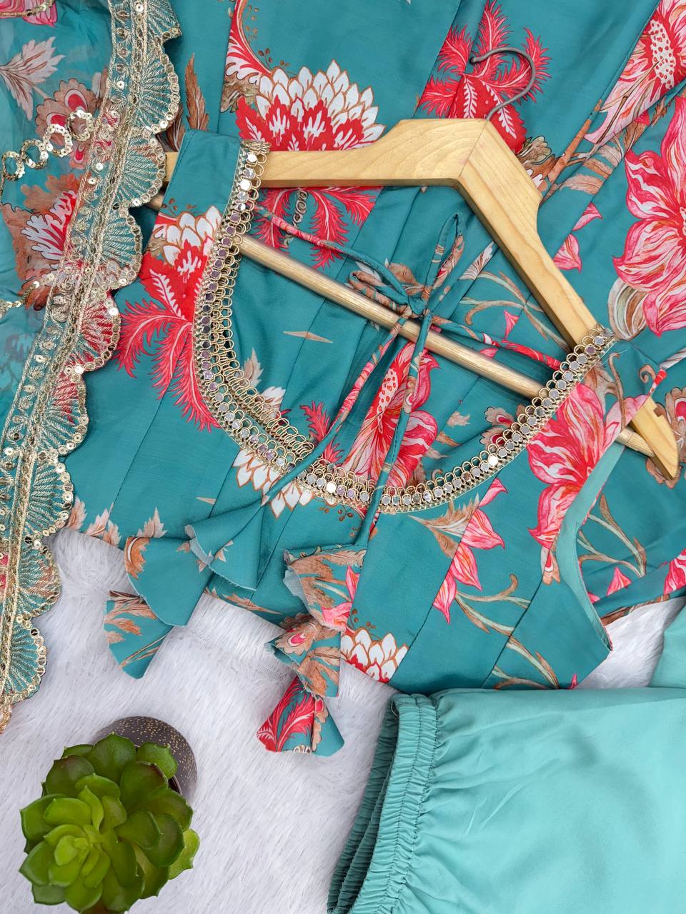 Pure Muslin Salwar Kameez with Floral Print and Organza Dupatta for Festivals
