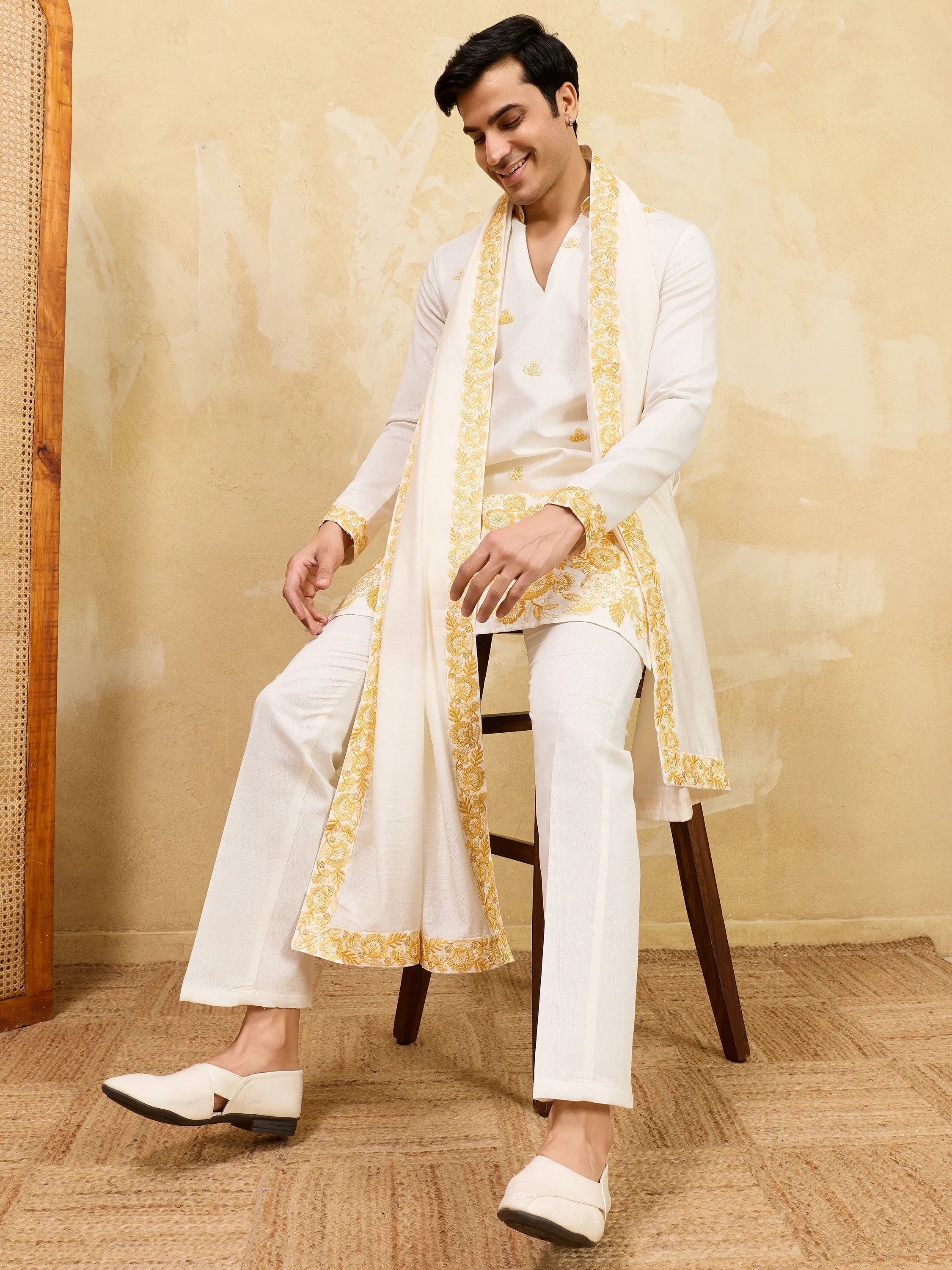 Superb White Thread Work Viscose Silk Traditional Men's Kurta With Dupatta