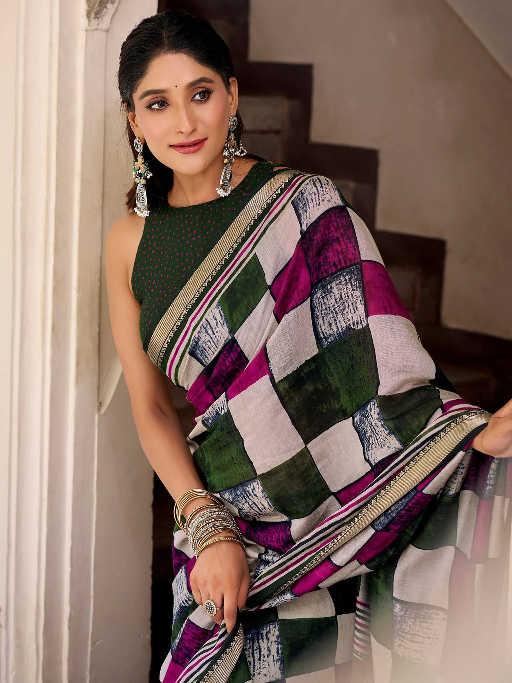Green Pretty Digital Printed Polyester Casual Wear Saree With Blouse