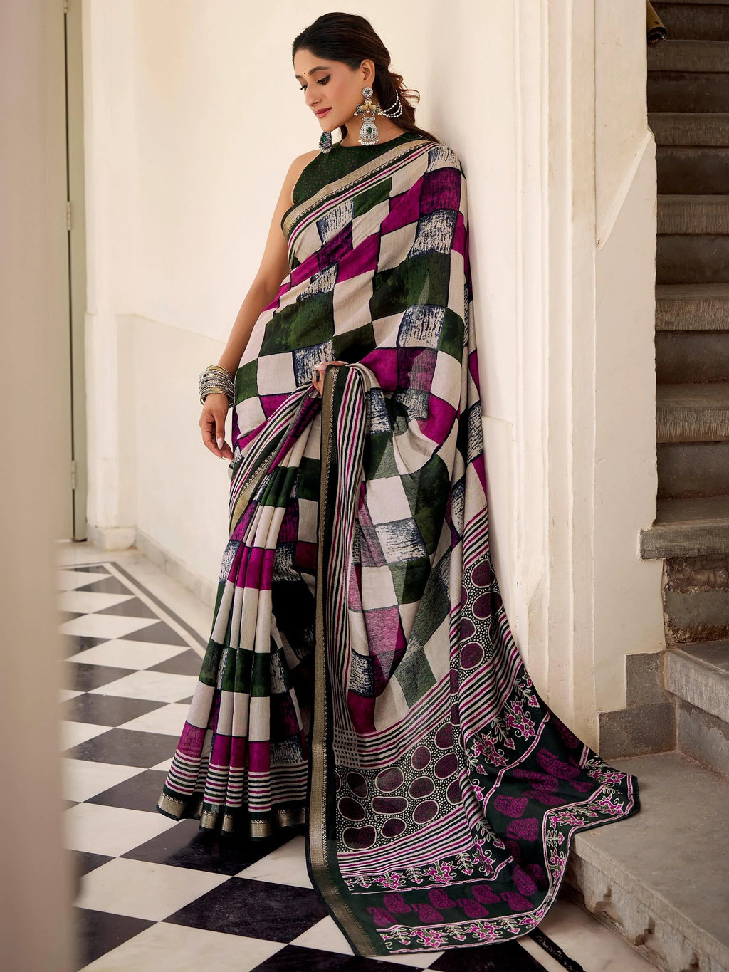 Green Pretty Digital Printed Polyester Casual Wear Saree With Blouse