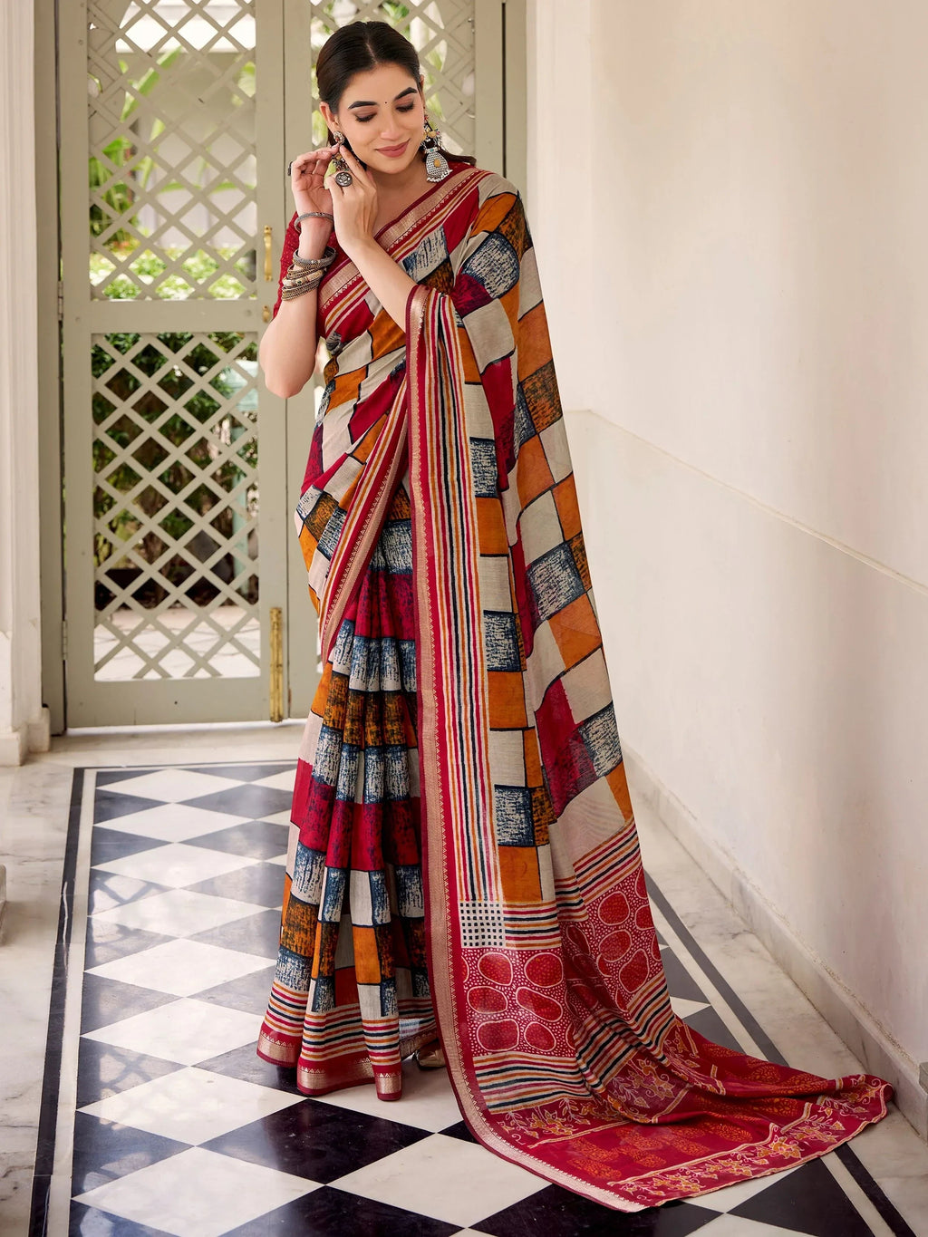 Maroon Pretty Digital Printed Polyester Casual Wear Saree With Blouse