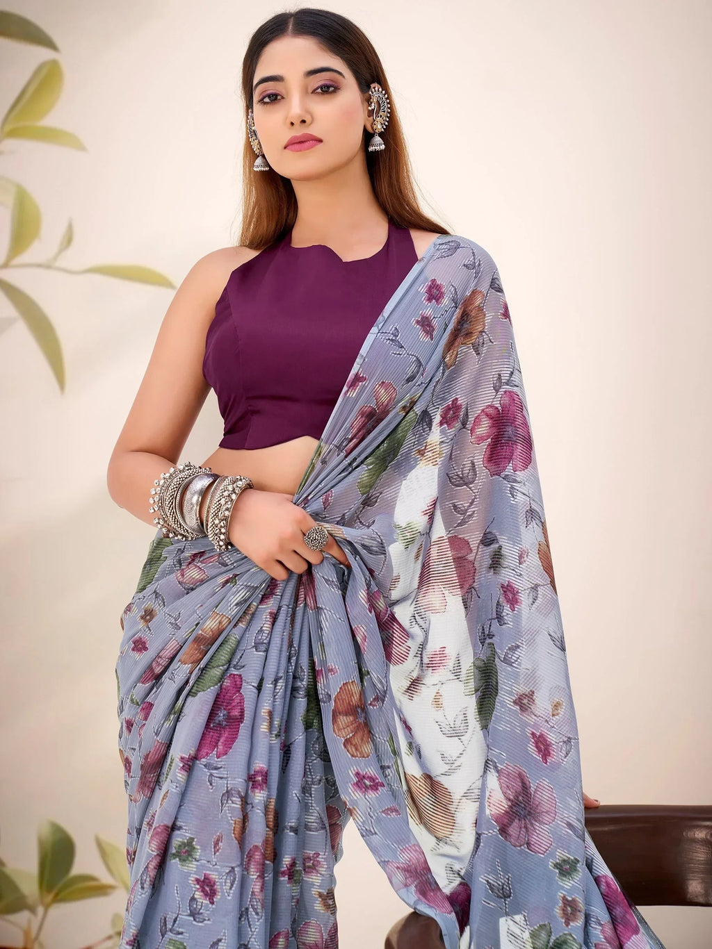 Grey Glamorous Floral Printed Geogette Casual Wear Saree With Blouse