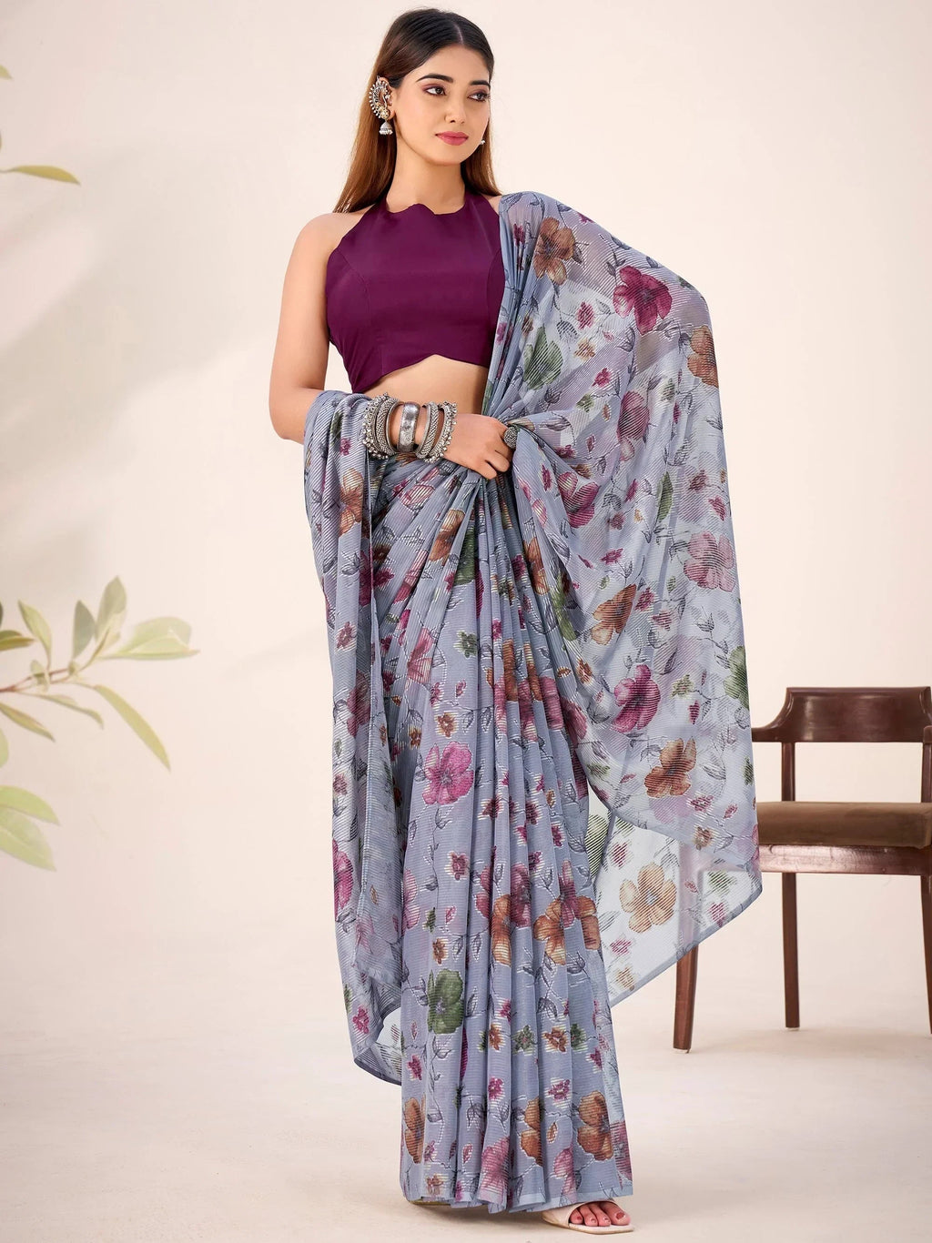 Grey Glamorous Floral Printed Geogette Casual Wear Saree With Blouse