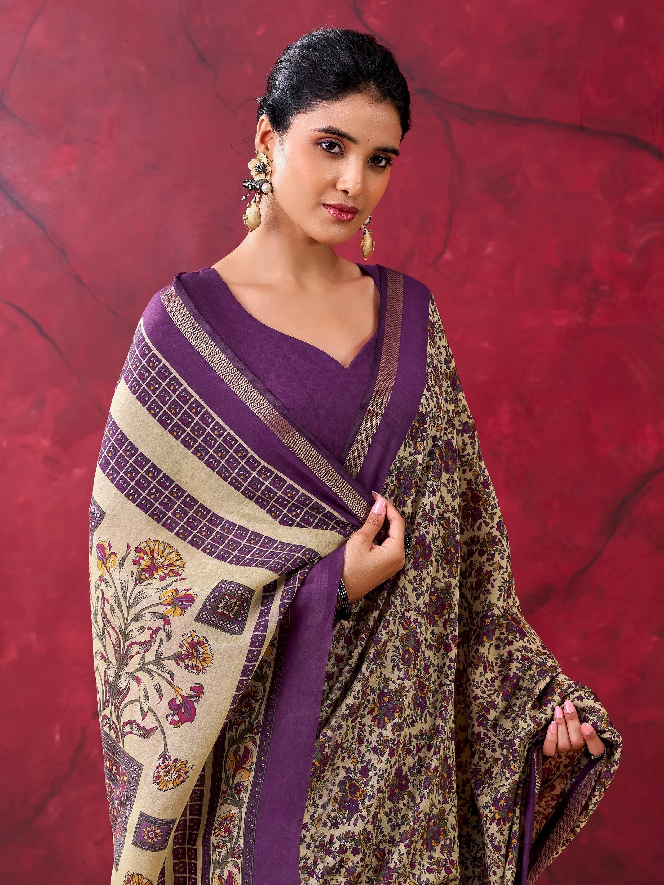 Purple Classy Linen Floral Printed Casual Wear Saree With Blouse