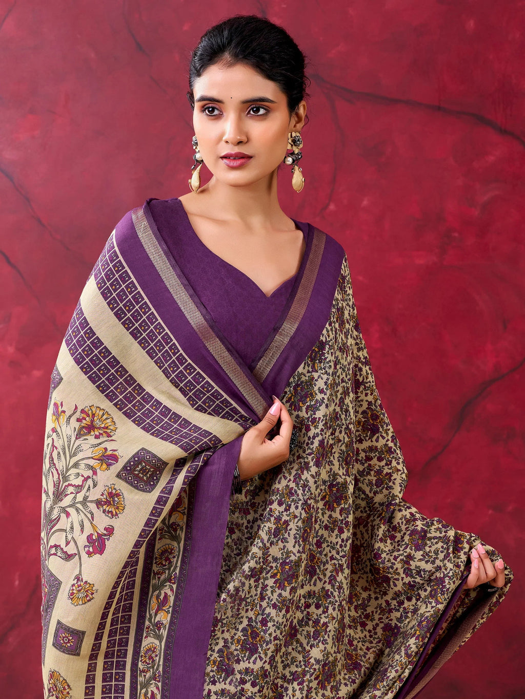 Purple Classy Linen Floral Printed Casual Wear Saree With Blouse