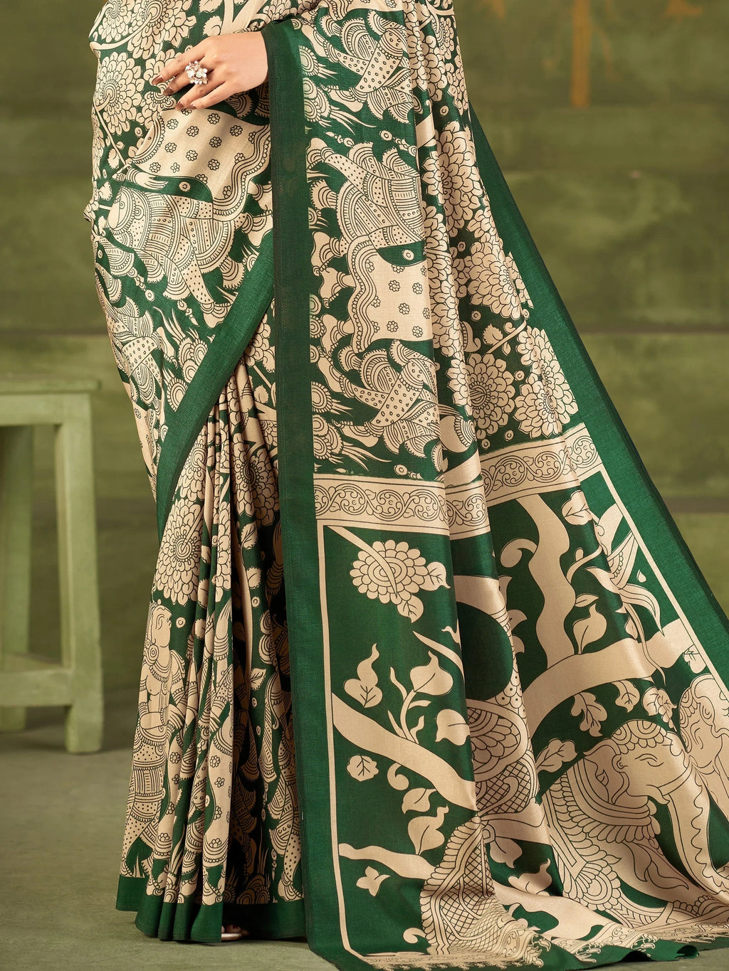 Green Wonderful Kalamkari Printed Silk Festival Wear Saree With Blouse