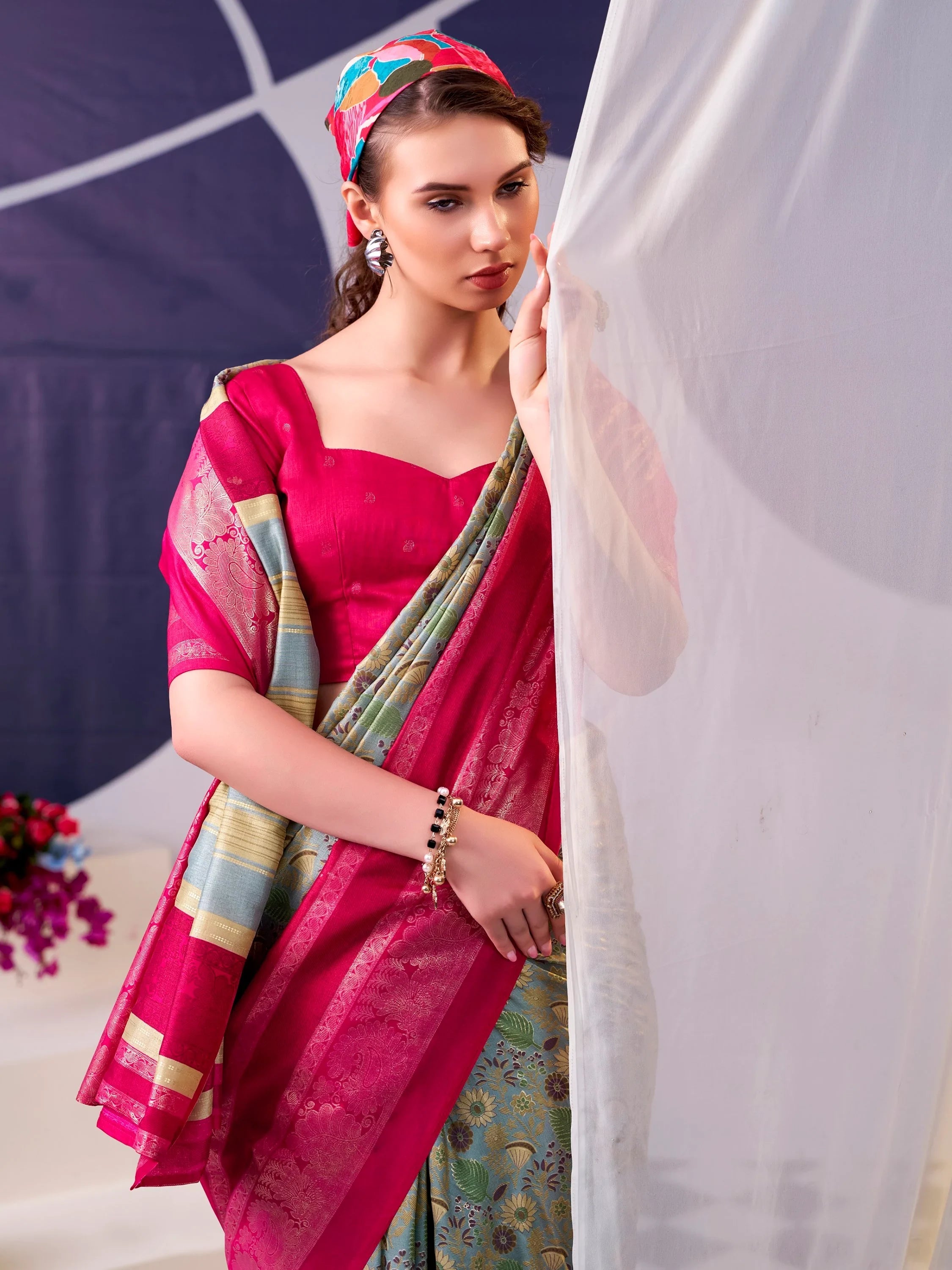 Pink Fabulous Foil Work Silk Mehendi Wear Saree With Blouse