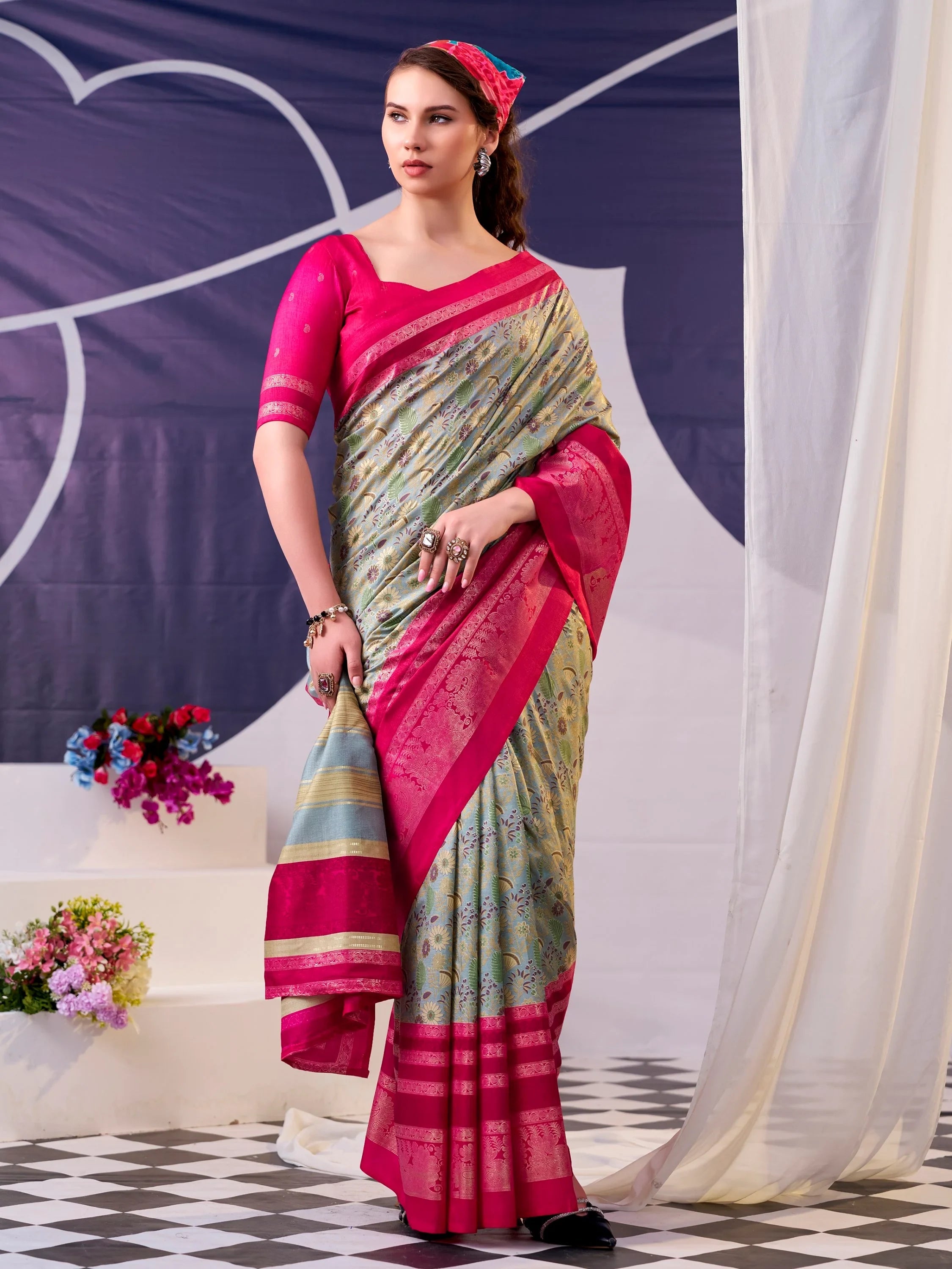 Pink Fabulous Foil Work Silk Mehendi Wear Saree With Blouse