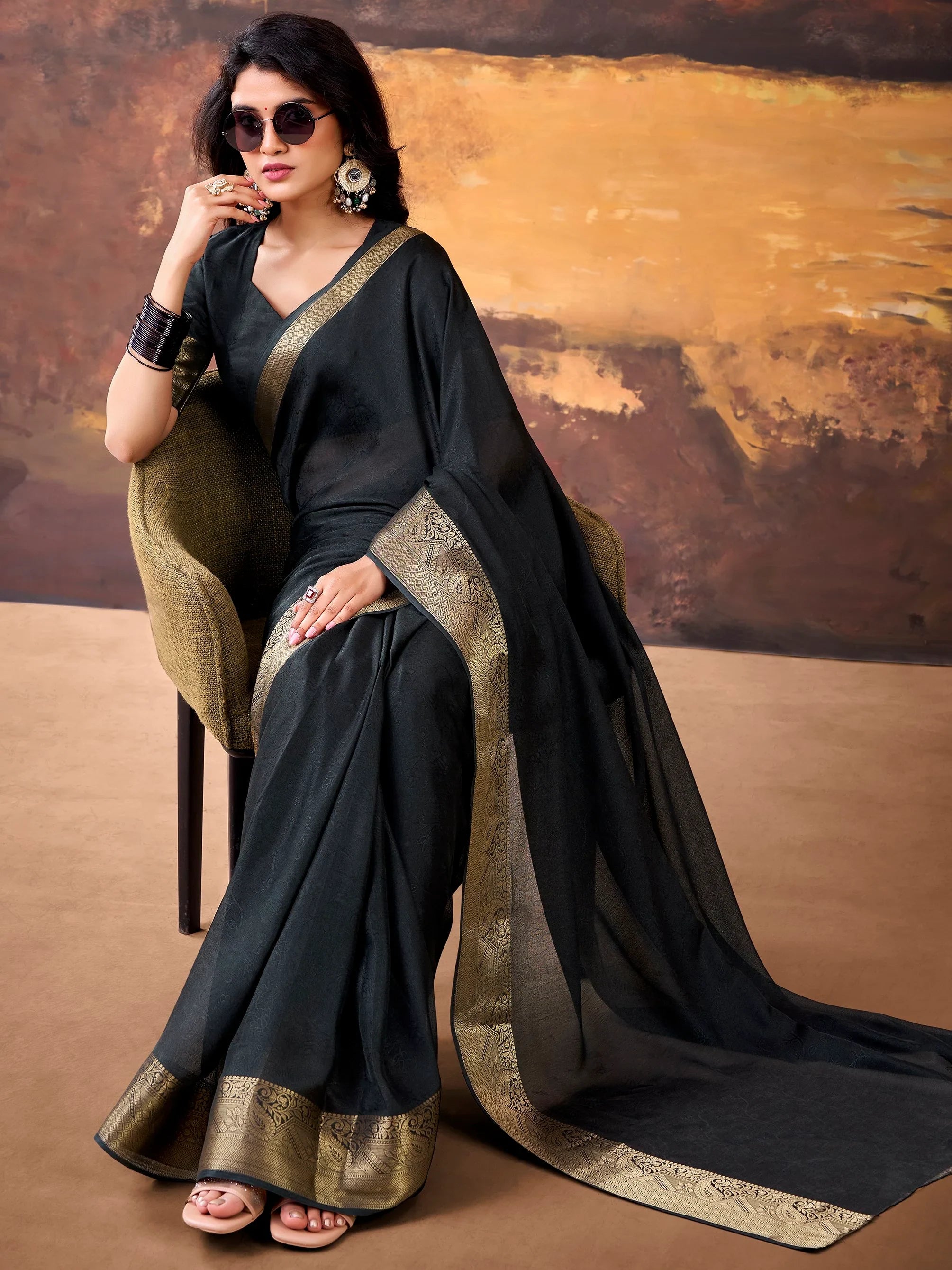 Black Aesthetic Zari Border Georgette Evening Wear Saree With Blouse