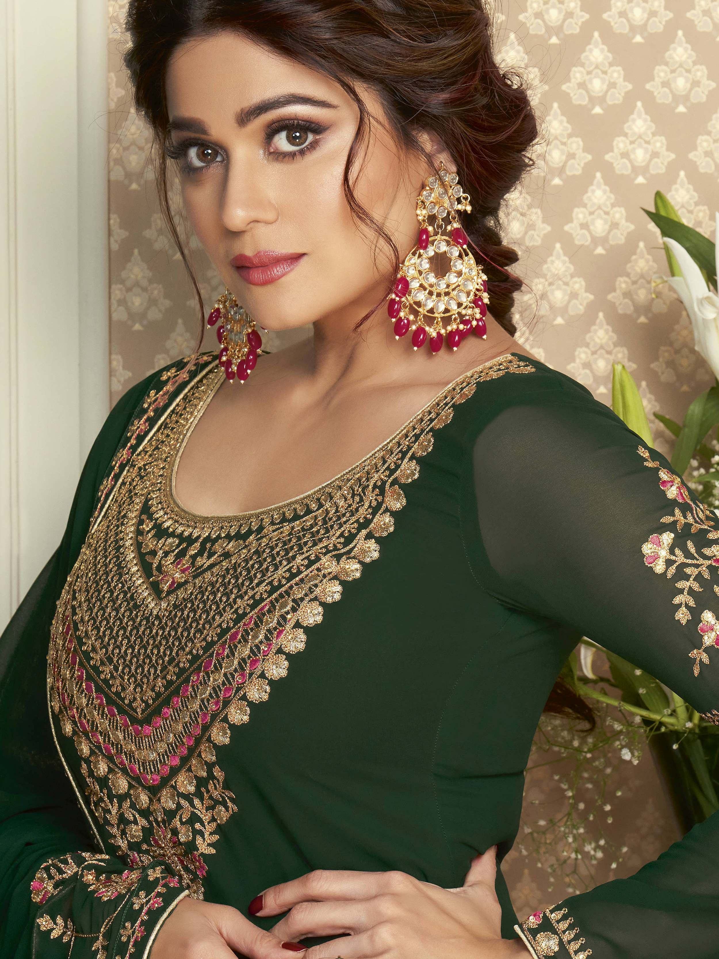 Desirable Green Silk Floral Embroidered Mehendi Wear Suit With Lehenga
