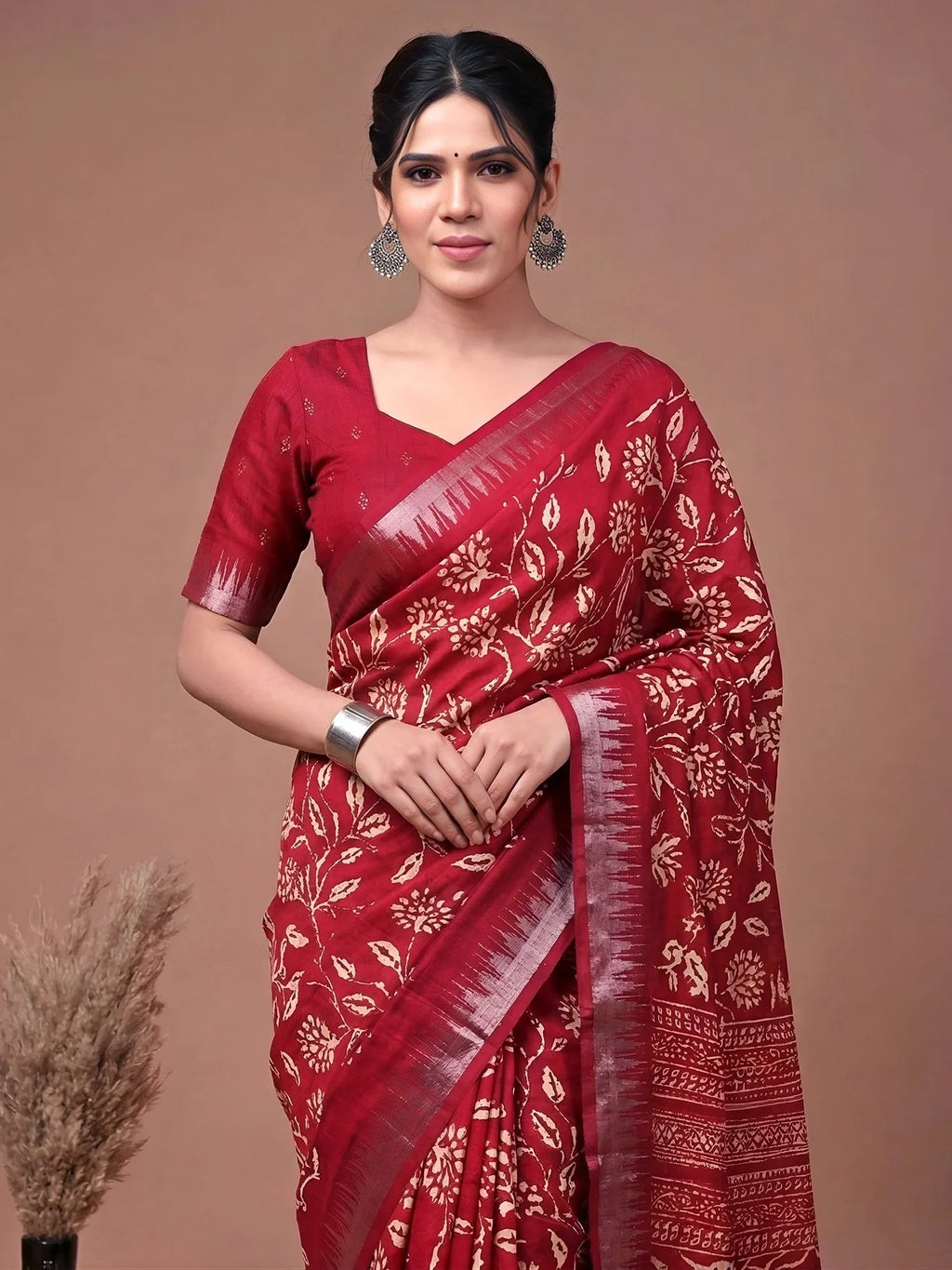 Red Majestic Floral Printed Silk Casual Wear Saree With Blouse