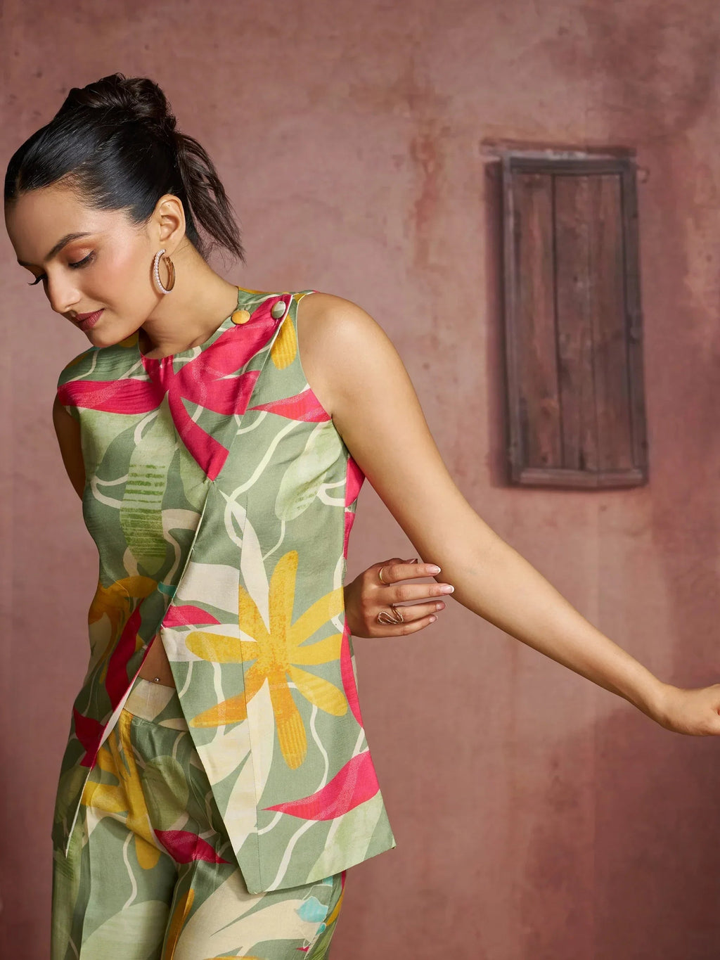 Gorgeous Green Digital Printed Muslin Silk Party Wear Co-Ord Set