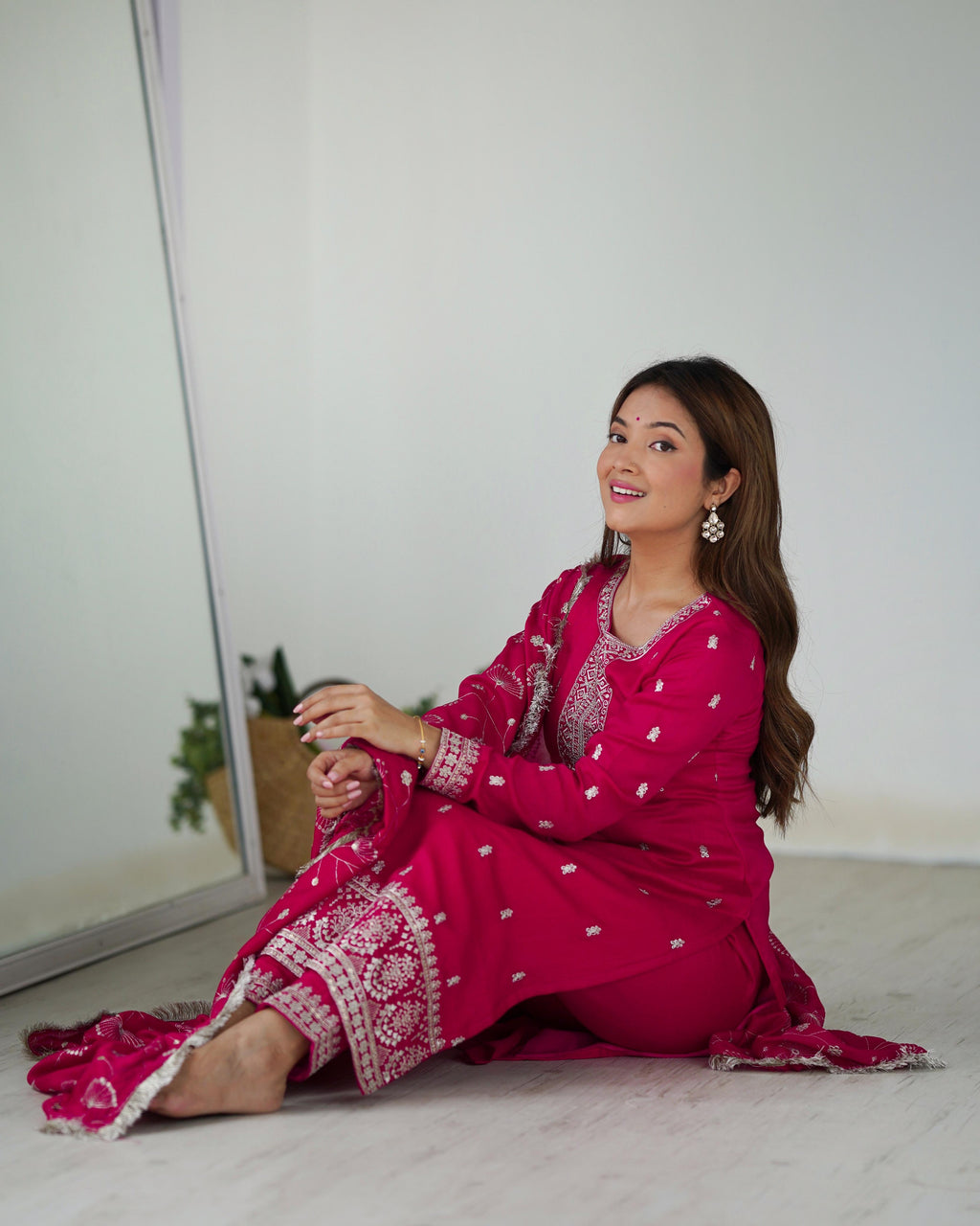 Pink Blooming Rangoli Silk Kurta Suit Set with Dupatta and Pant for Festive Occasions