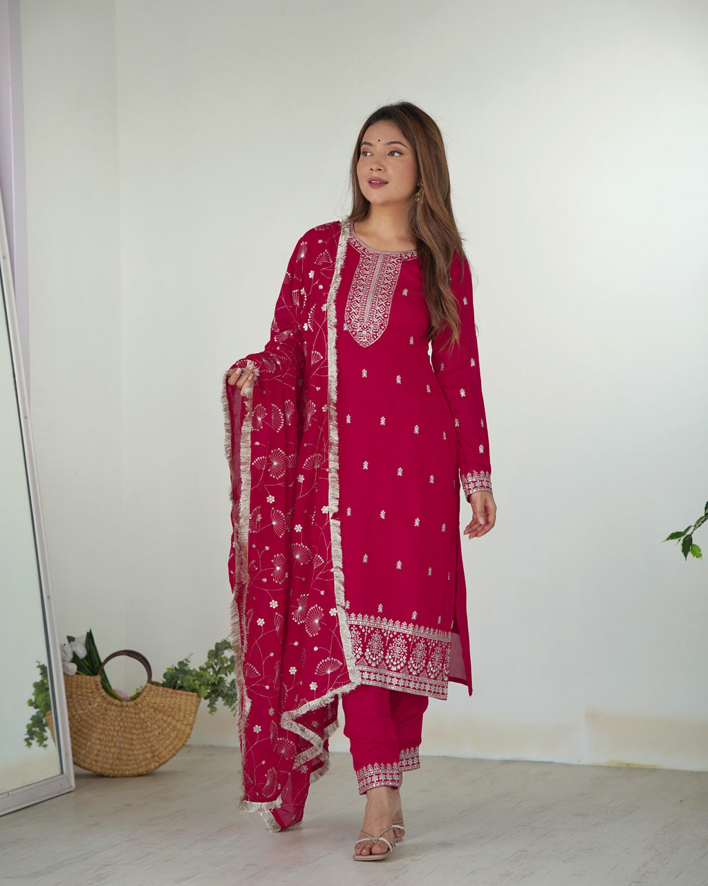 Pink Blooming Rangoli Silk Kurta Suit Set with Dupatta and Pant for Festive Occasions