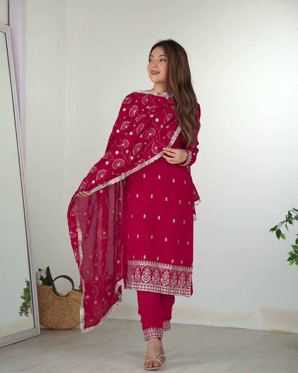 Pink Blooming Rangoli Silk Kurta Suit Set with Dupatta and Pant for Festive Occasions