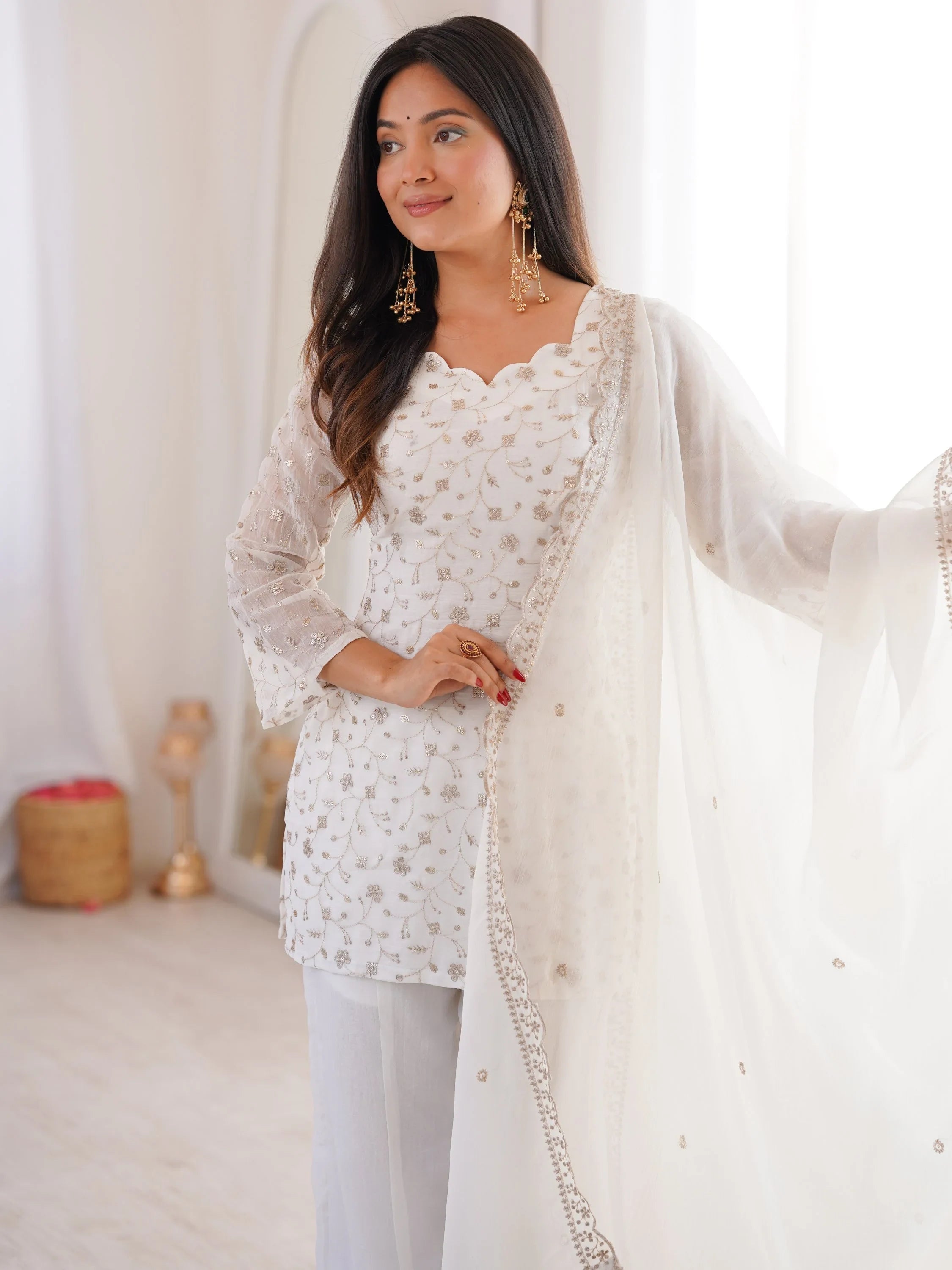 White Beautiful Sequins Silk Function Wear Pant Suit