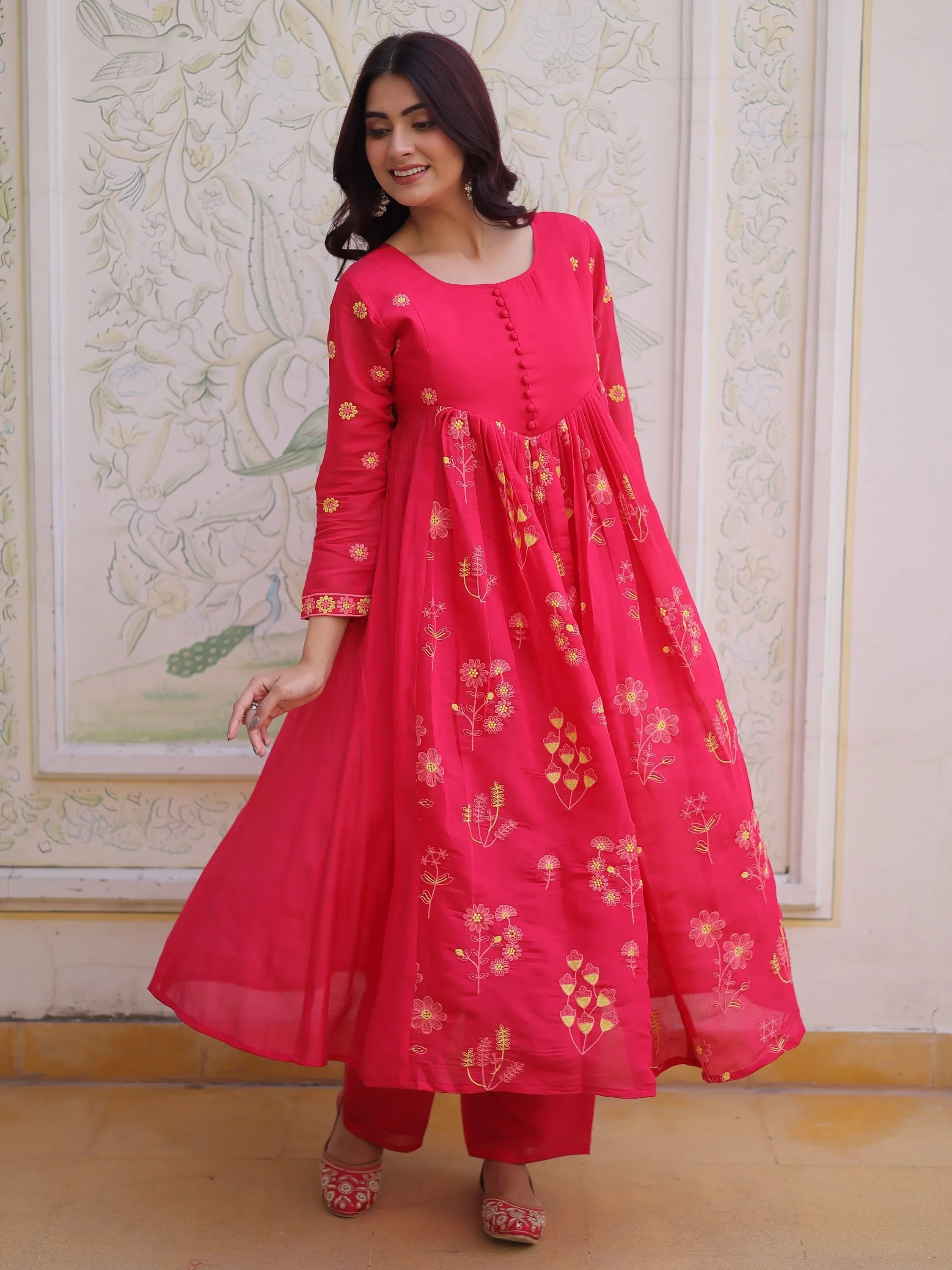 Pink Enchanting Thread Embroidery Chanderi Function Wear Pant Suit