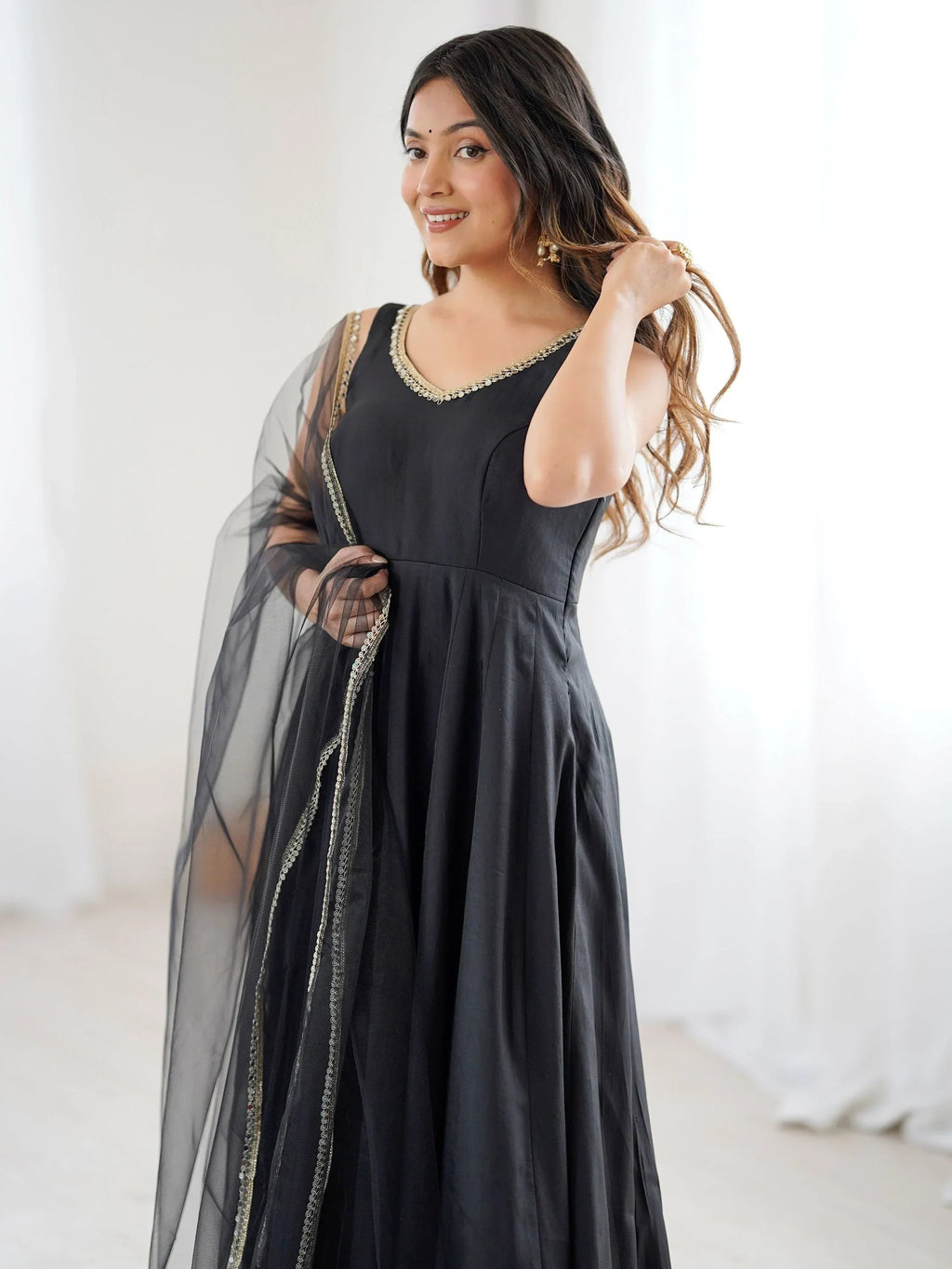 Black Mesmerizing Chanderi Silk Lace Work Anarkali Suit
