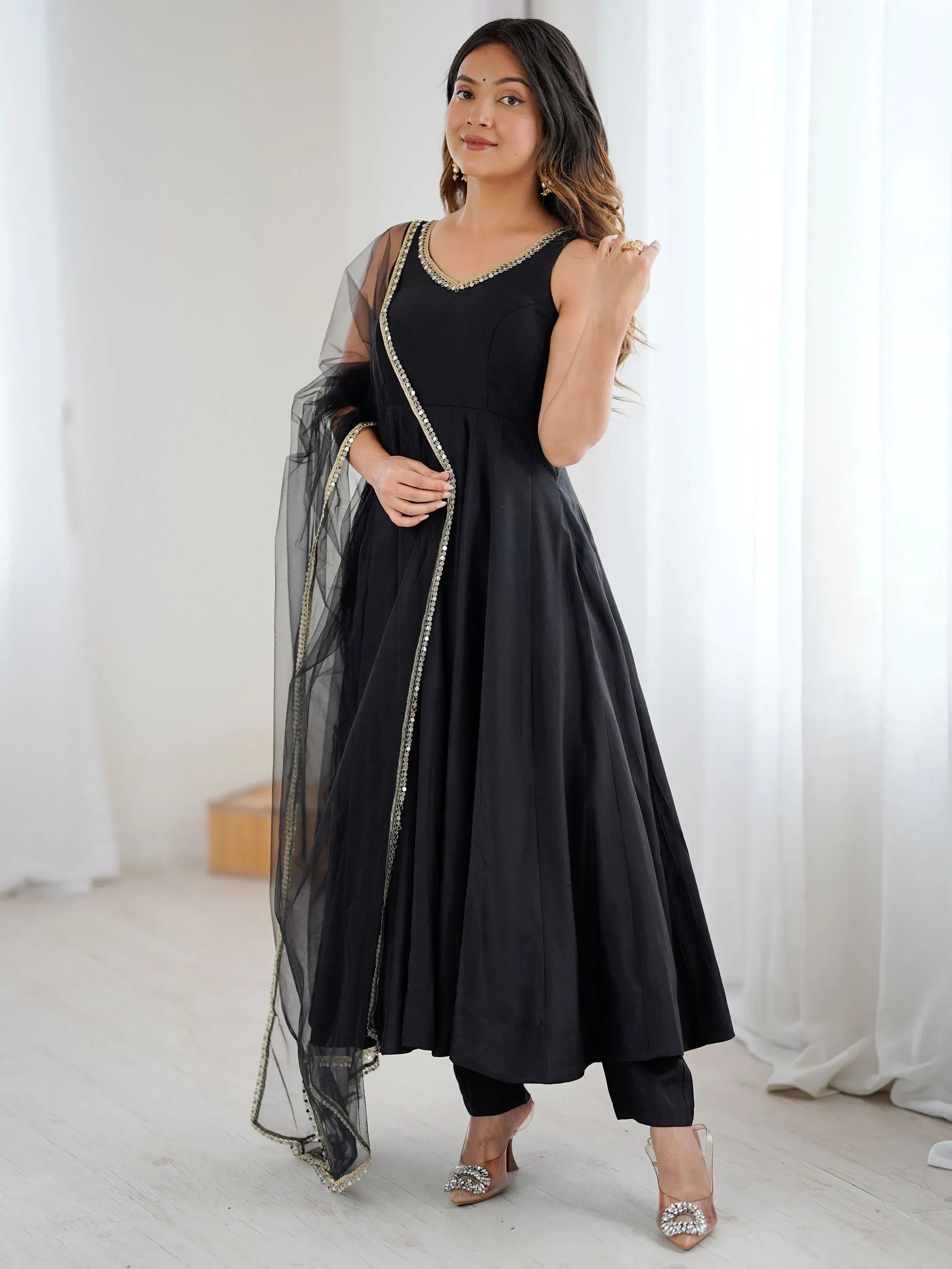 Black Mesmerizing Chanderi Silk Lace Work Anarkali Suit