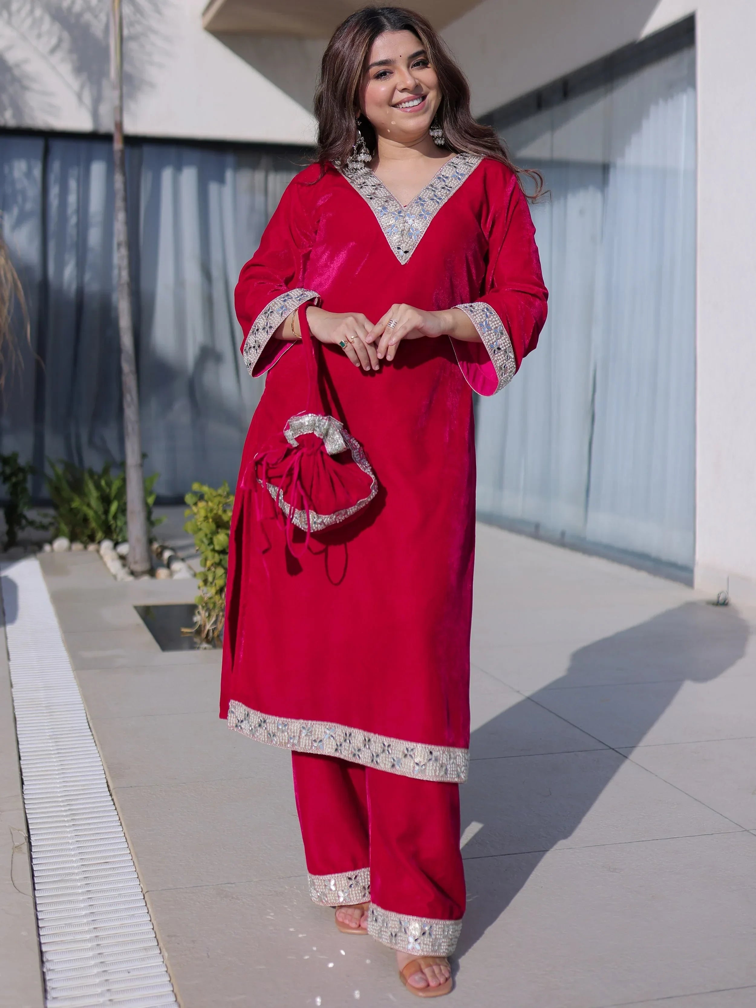 Pink Stylish Zari Embroidered Velvet Wedding Wear Salwar Kameez