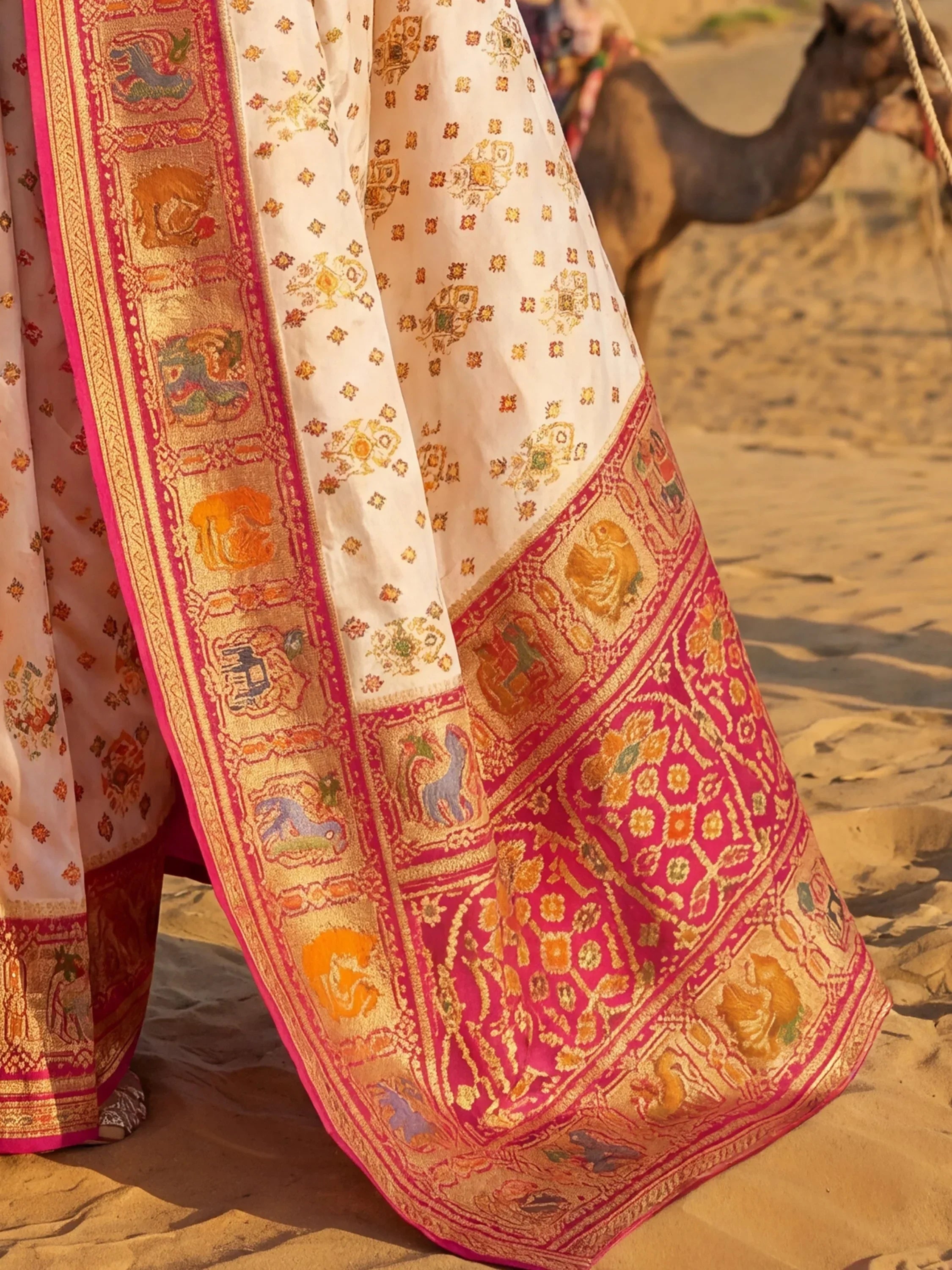 Pink Incredible Zari Weaving Silk Wedding Wear Saree With Blouse