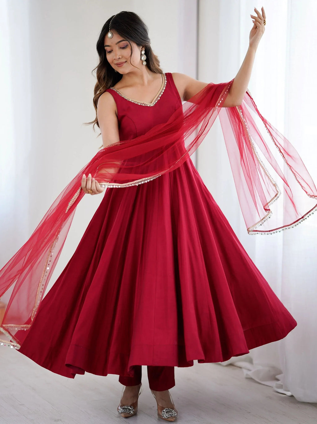 Red Mesmerizing Chanderi Silk Lace Work Anarkali Suit