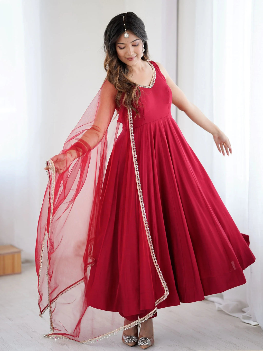 Red Mesmerizing Chanderi Silk Lace Work Anarkali Suit