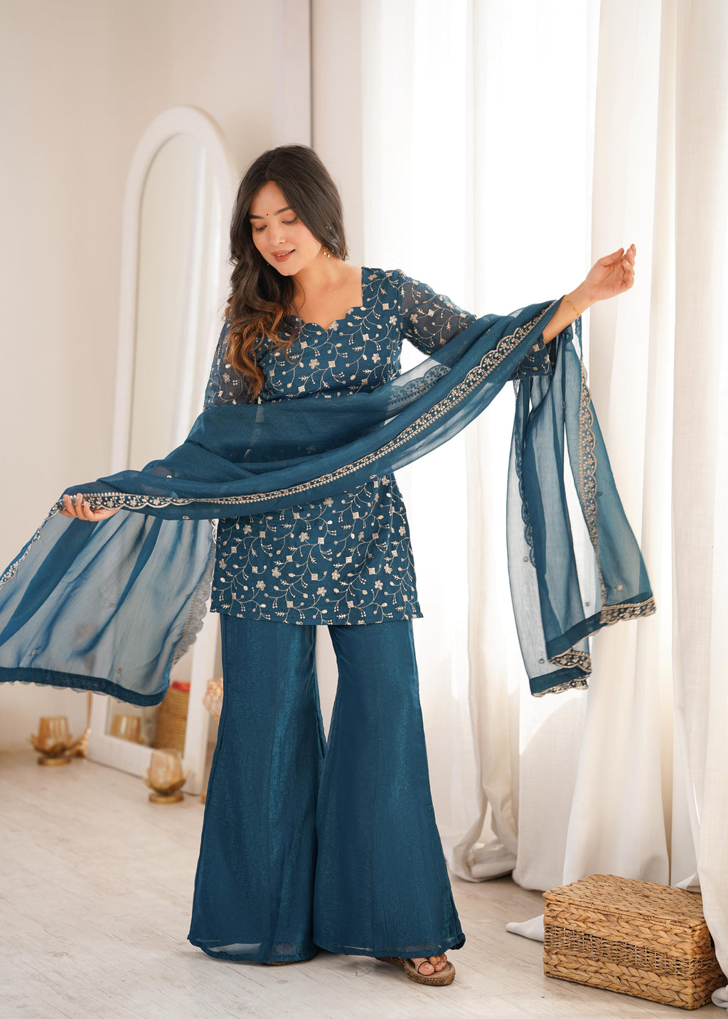 Teal Crunchy Silk Kurta Suit Set with Embroidery for Festive Occasions