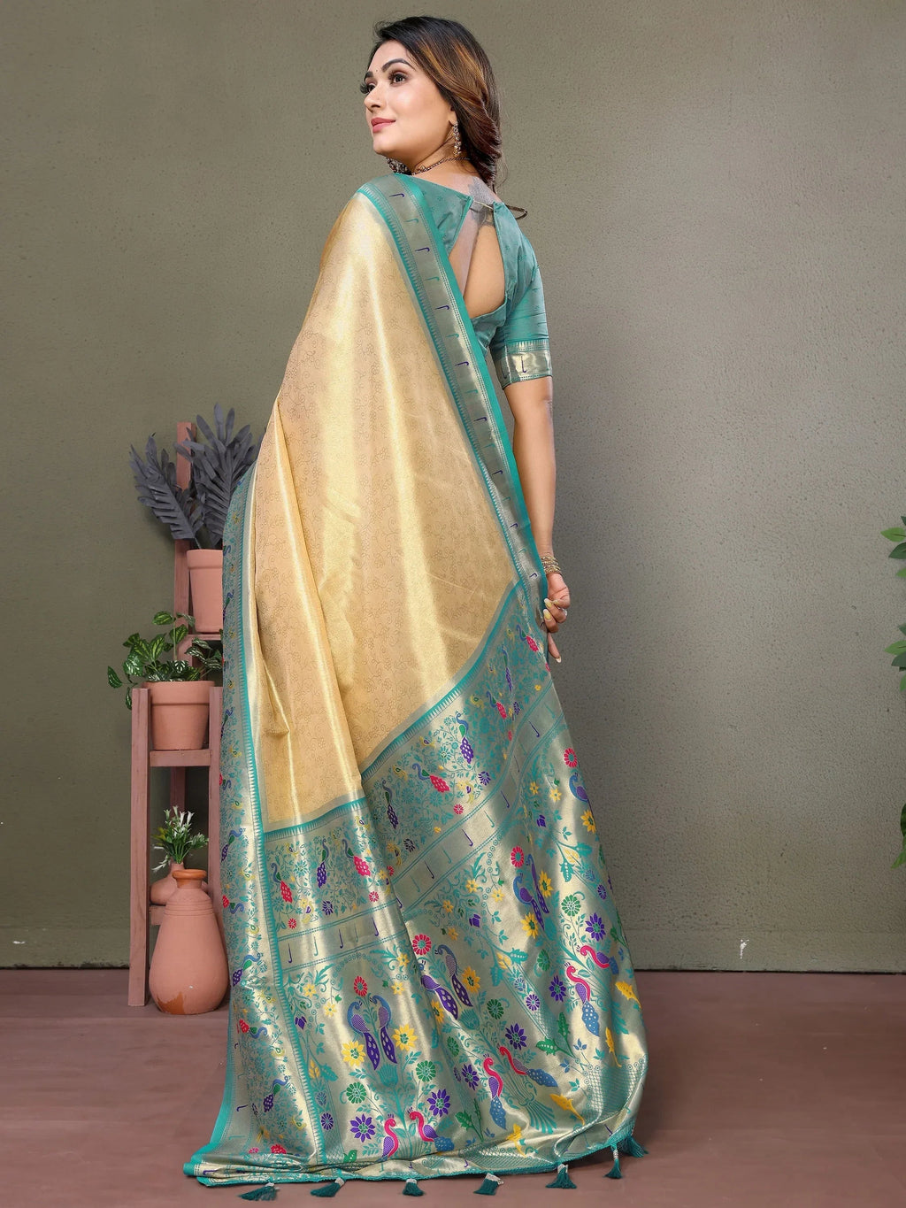 Beige Wonderful Zari Weaving Banarasi Silk Paithani Saree