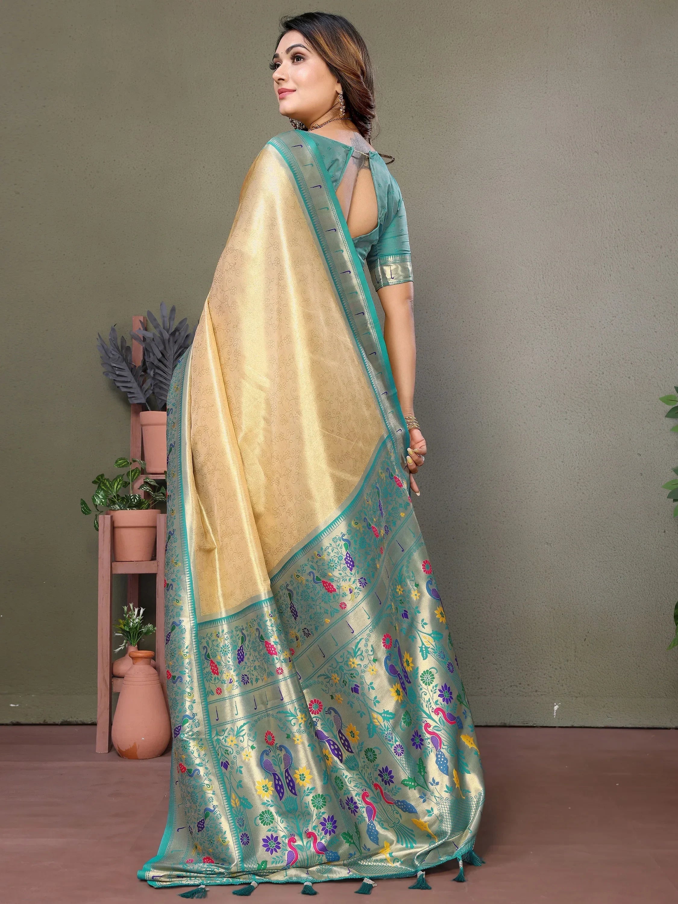 Beige Wonderful Zari Weaving Banarasi Silk Paithani Saree
