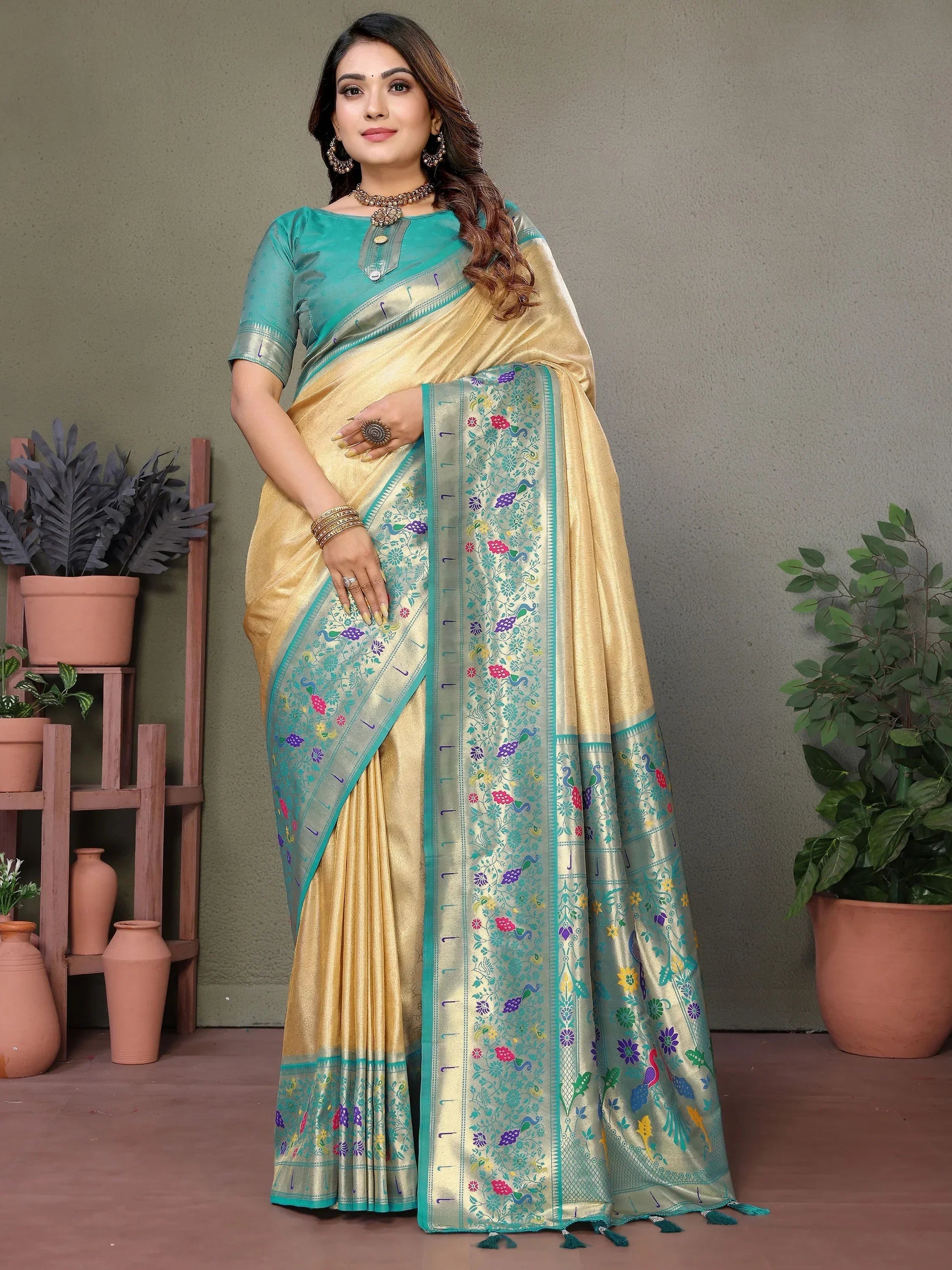 Beige Wonderful Zari Weaving Banarasi Silk Paithani Saree
