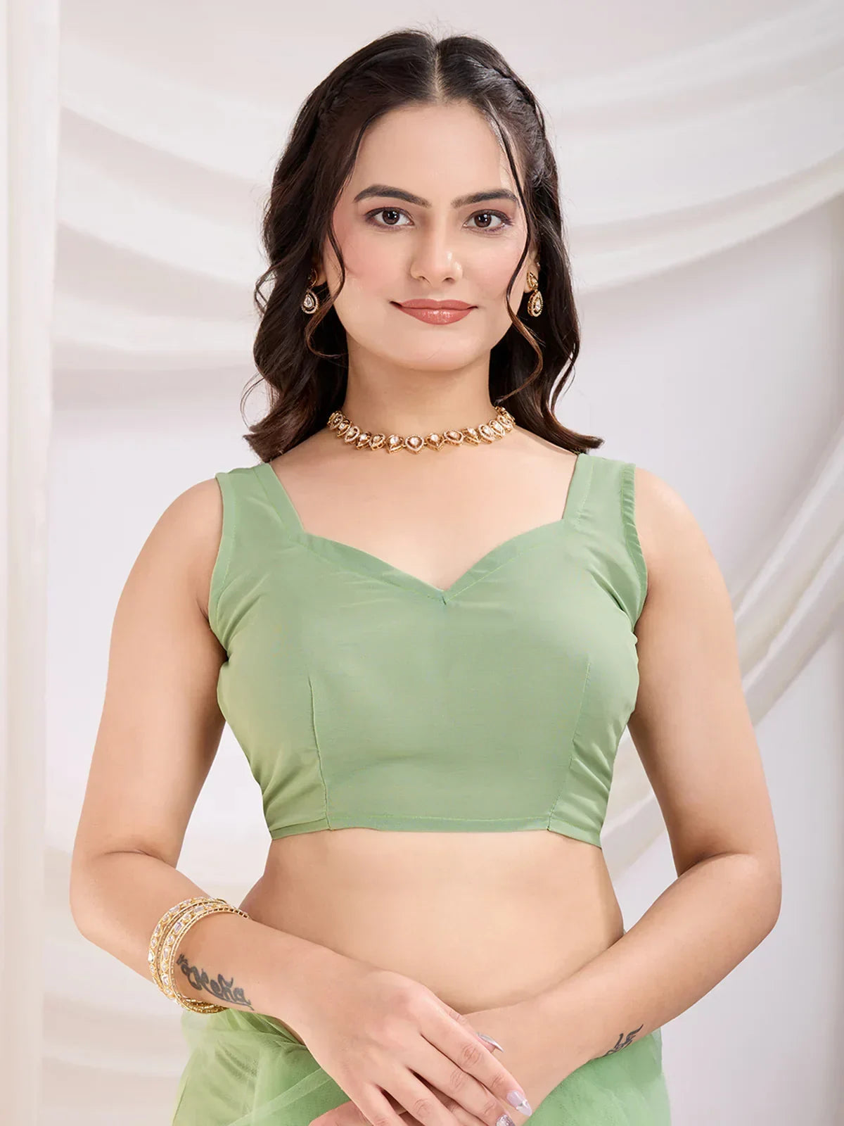 Green Marvelous Thread Embroidered Net Party Wear Saree With Blouse