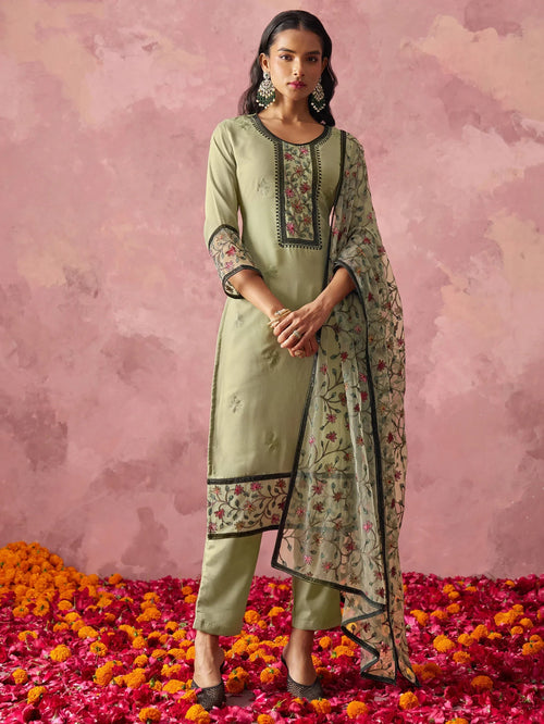 Beautiful Pastel Green Georgette Thread Embroidered Straight Suit