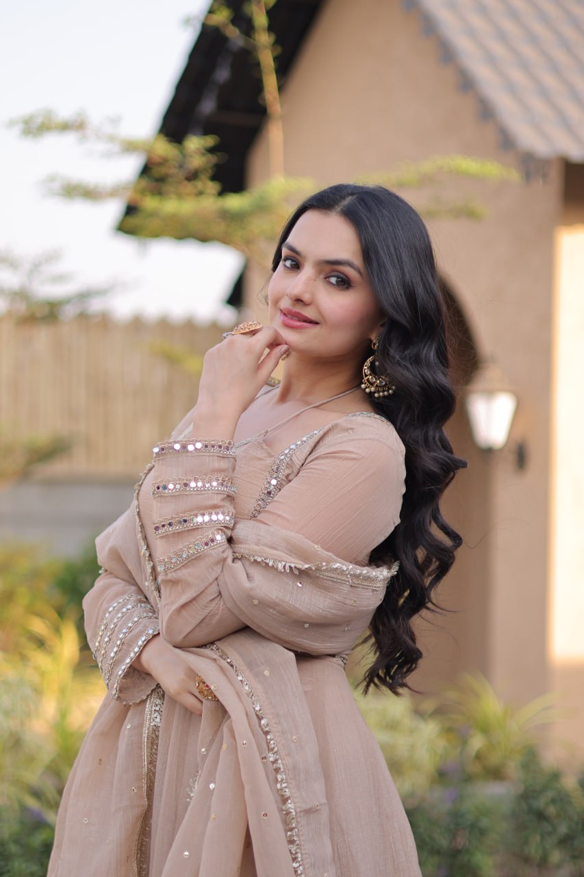 Silver Crunchy Gown with Dupatta