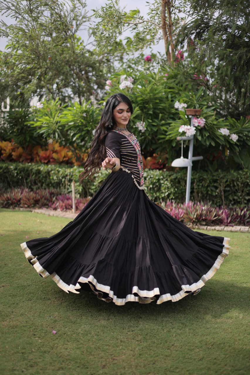 Kora Cotton Navratri Lehenga Choli with Kutchi Patchwork