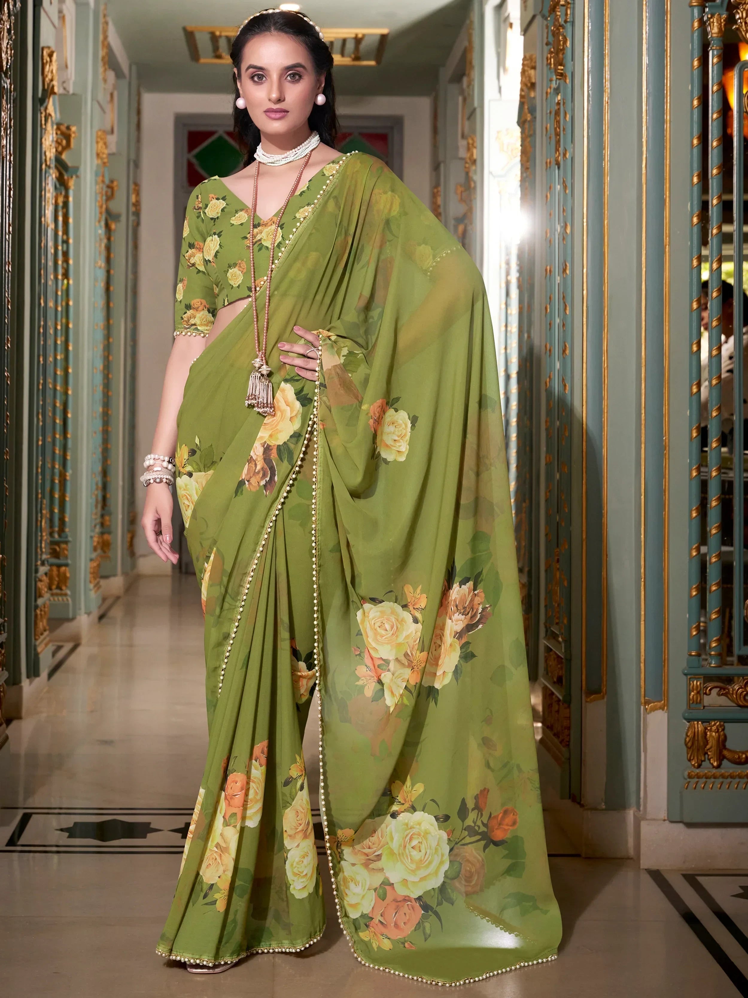 Charming Artistic Georgette Floral Printed Saree With Blouse