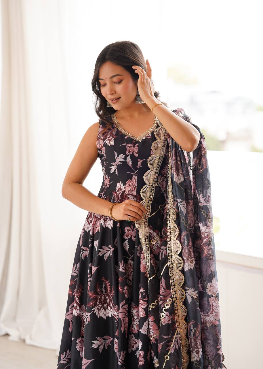 Floral Pure Muslin Salwar Kameez with Floral Print and Organza Dupatta for Festivals