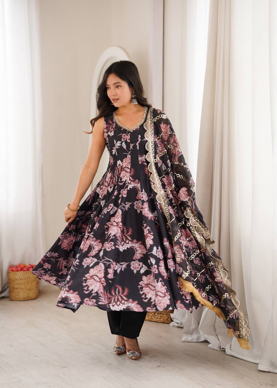 Floral Pure Muslin Salwar Kameez with Floral Print and Organza Dupatta for Festivals