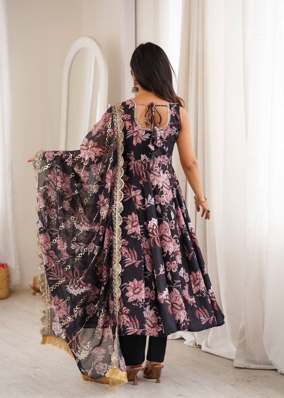 Floral Pure Muslin Salwar Kameez with Floral Print and Organza Dupatta for Festivals